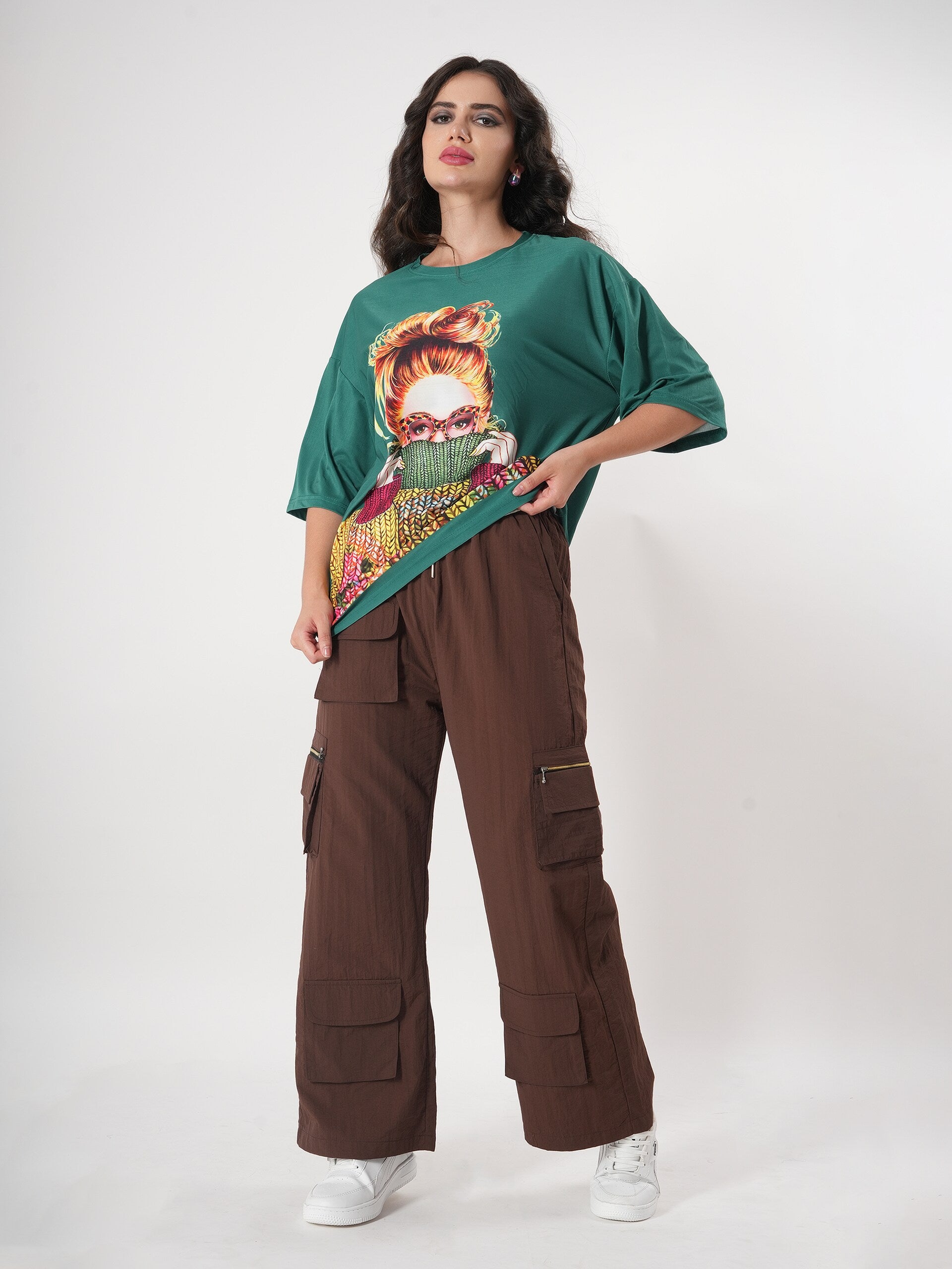 Brown Straight fit Cargo With Pockets And Adjustable Strings-4