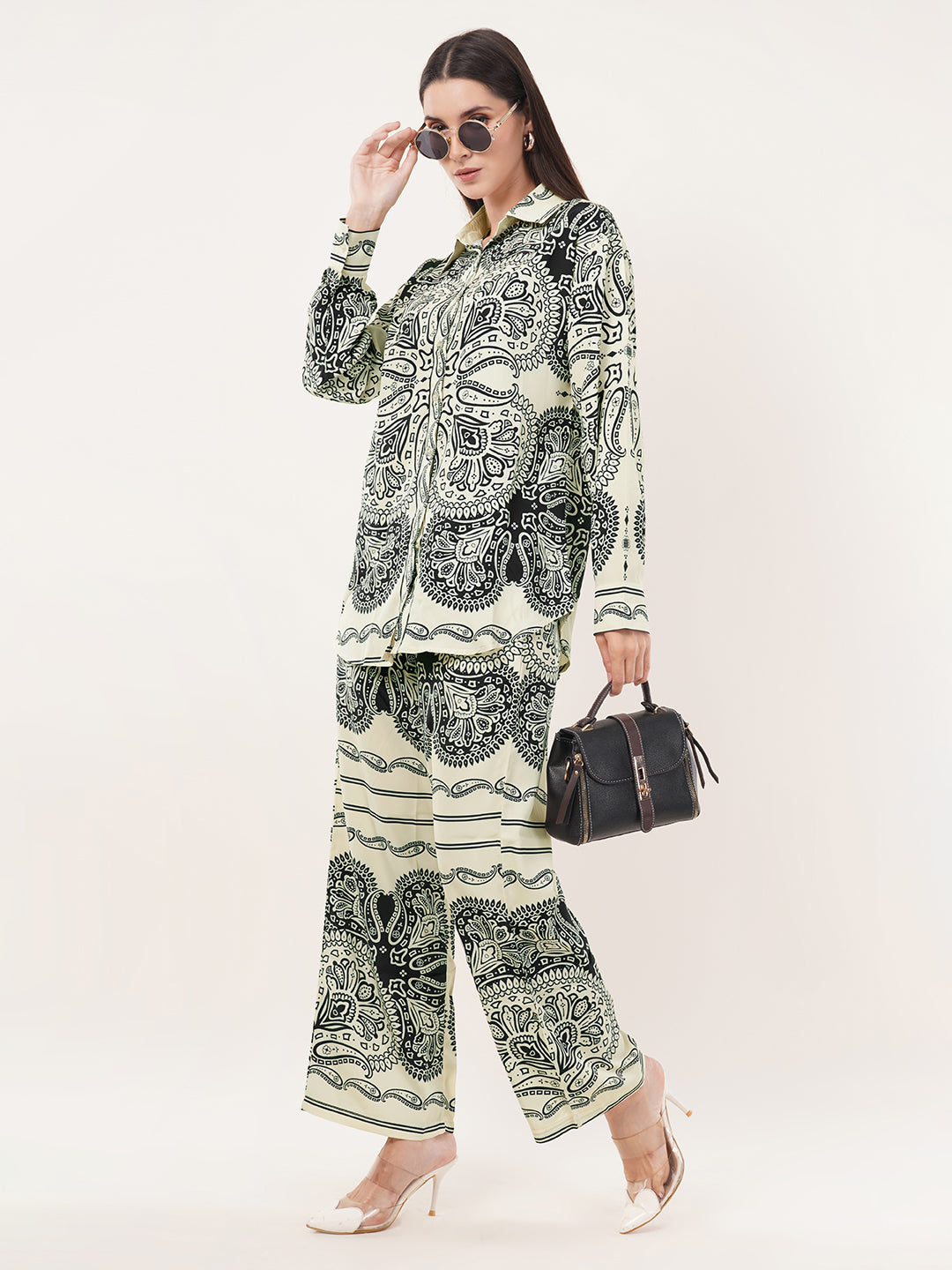 Clobug Women Printed Full Sleeve Crepe Shirt & Pant Co-ord Set