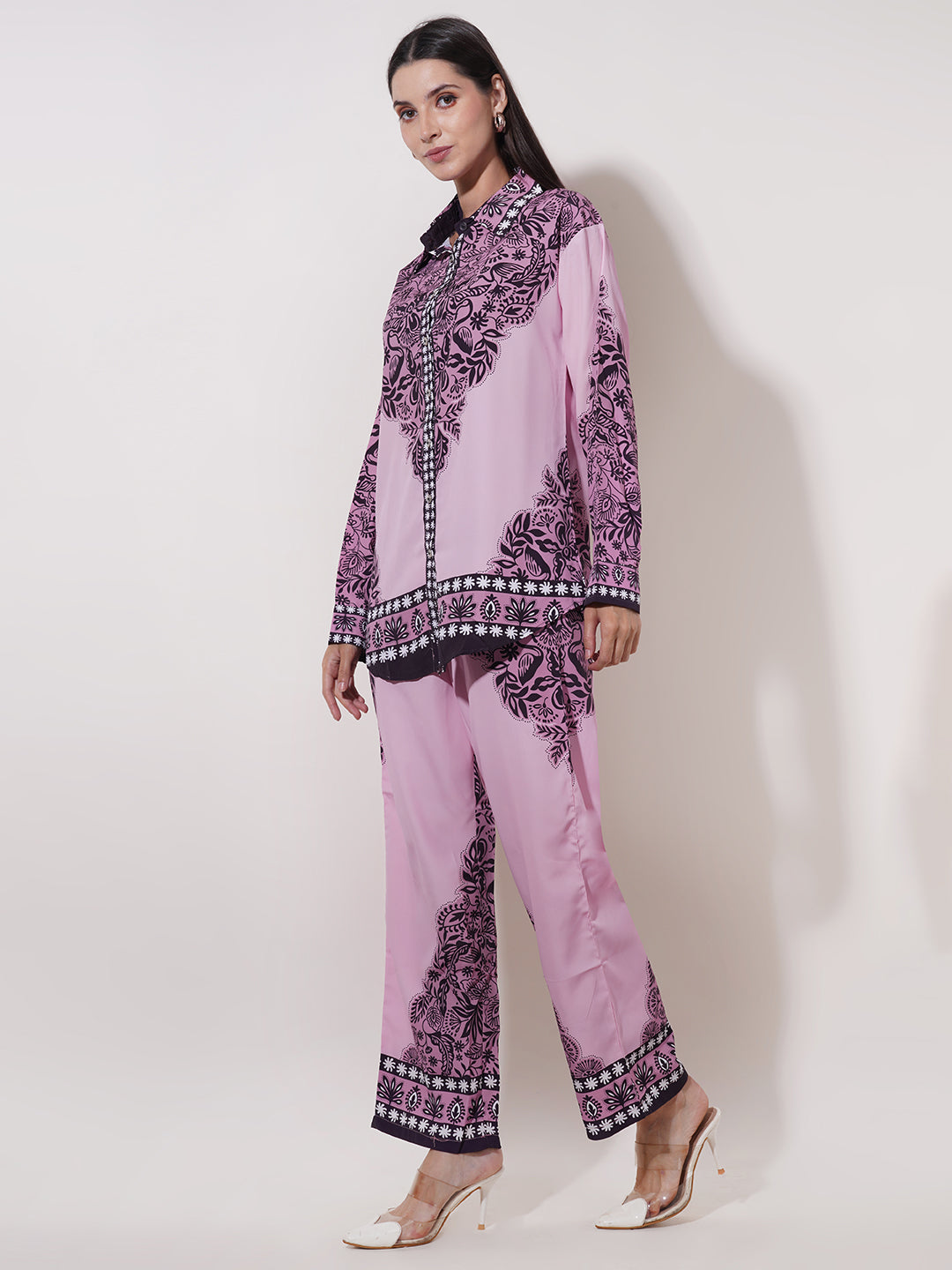 Clobug Women Printed Full Sleeve Crepe Shirt & Pant Co-ord Set