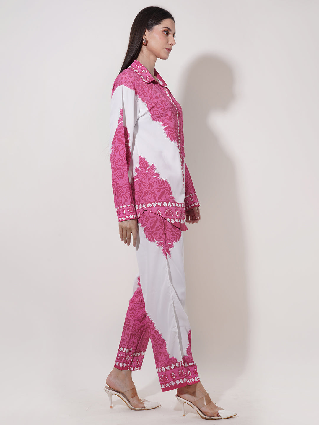 Clobug Women Printed Full Sleeve Crepe Shirt & Pant Co-ord Set