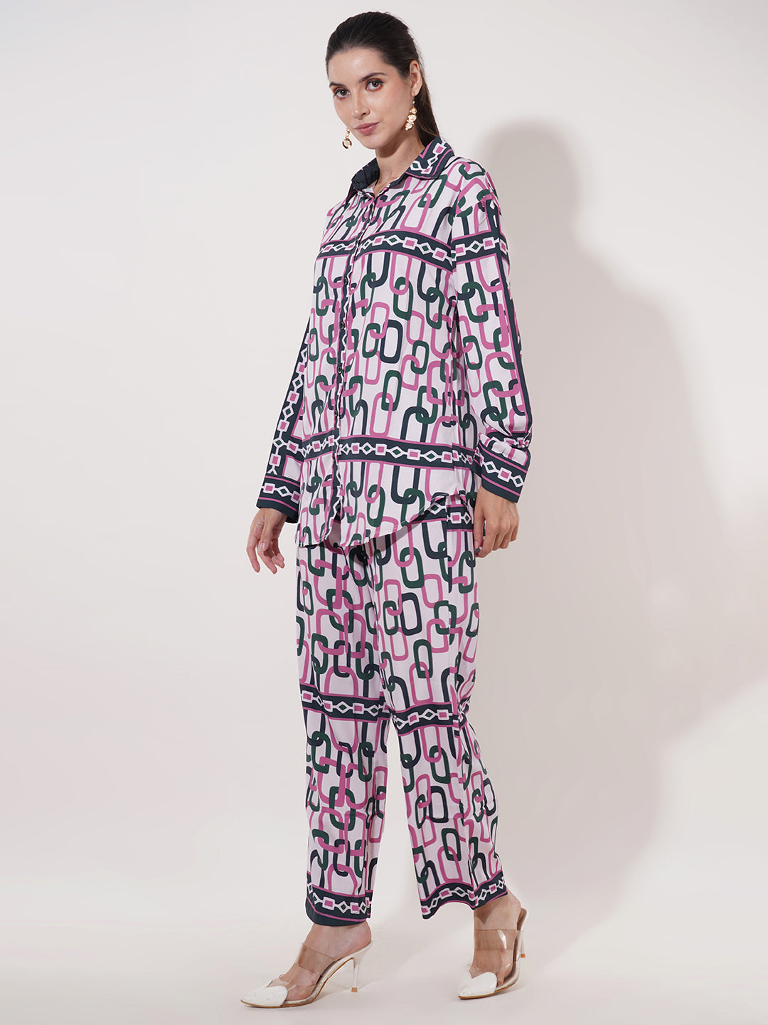 Clobug Women Printed Full Sleeve Crepe Shirt & Pant Co-ord Set