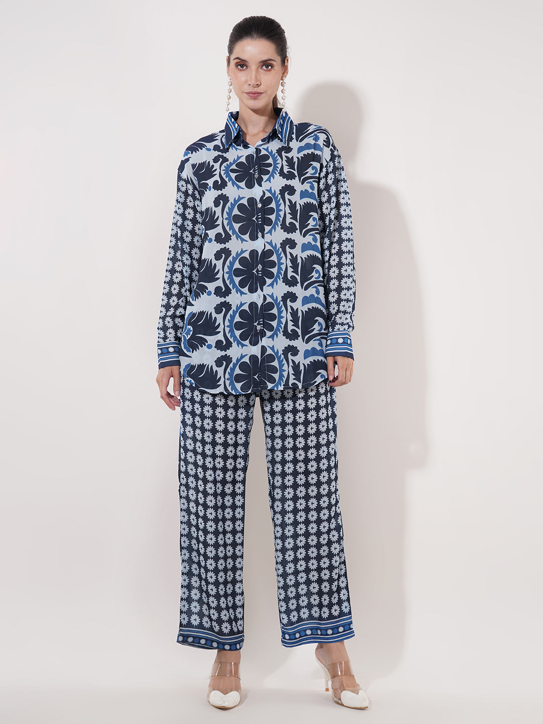 Clobug Women Printed Full Sleeve Crepe Shirt & Pant Co-ord Set