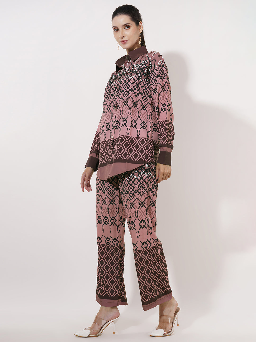 Clobug Women Printed Full Sleeve Crepe Shirt & Pant Co-ord Set