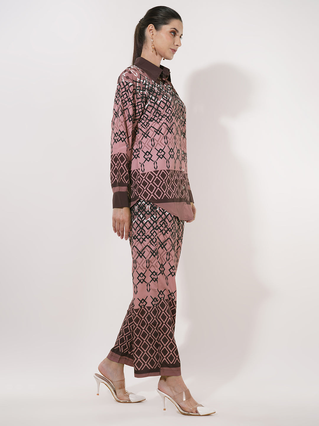 Clobug Women Printed Full Sleeve Crepe Shirt & Pant Co-ord Set