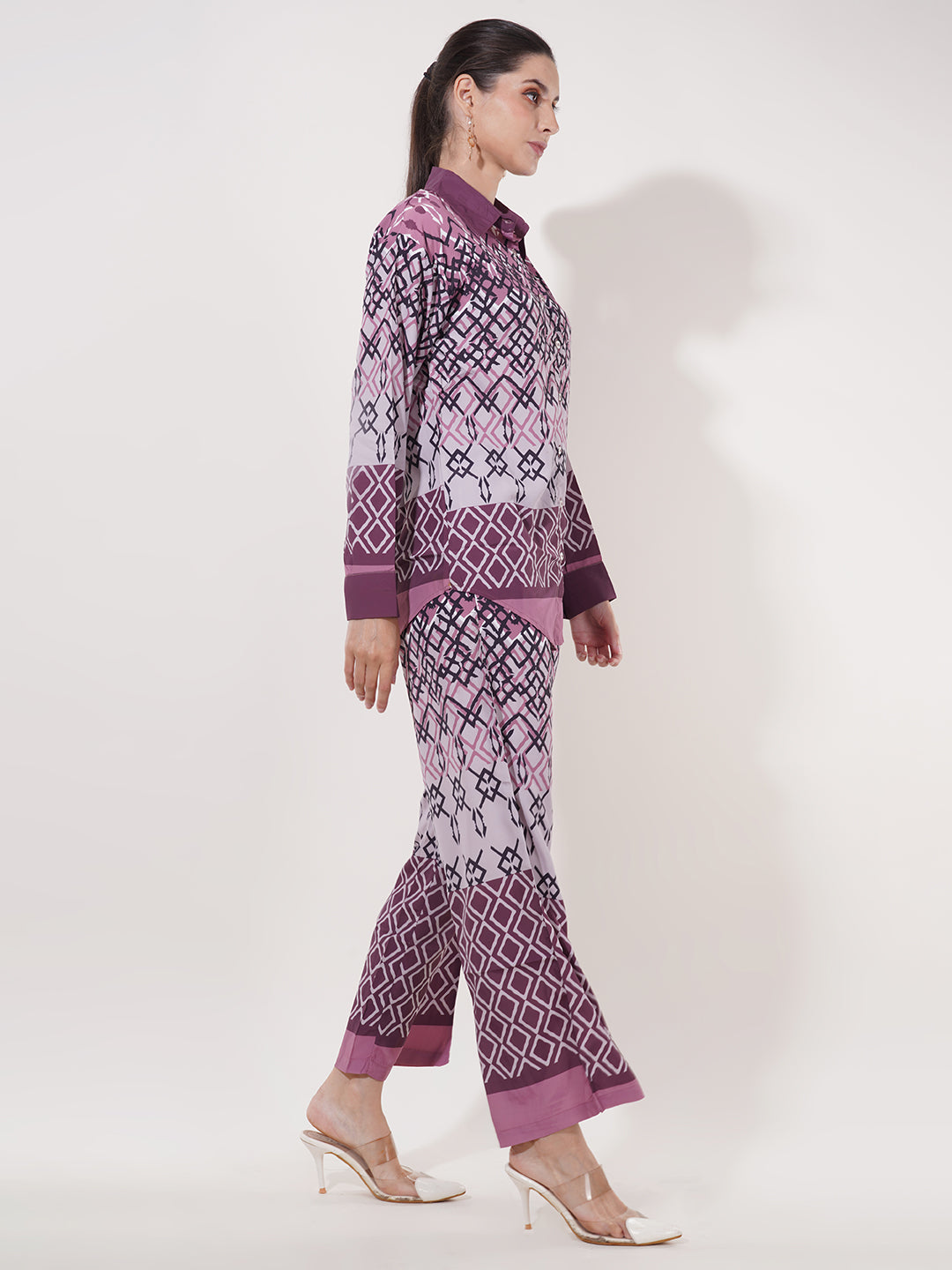 Clobug Women Printed Full Sleeve Crepe Shirt & Pant Co-ord Set