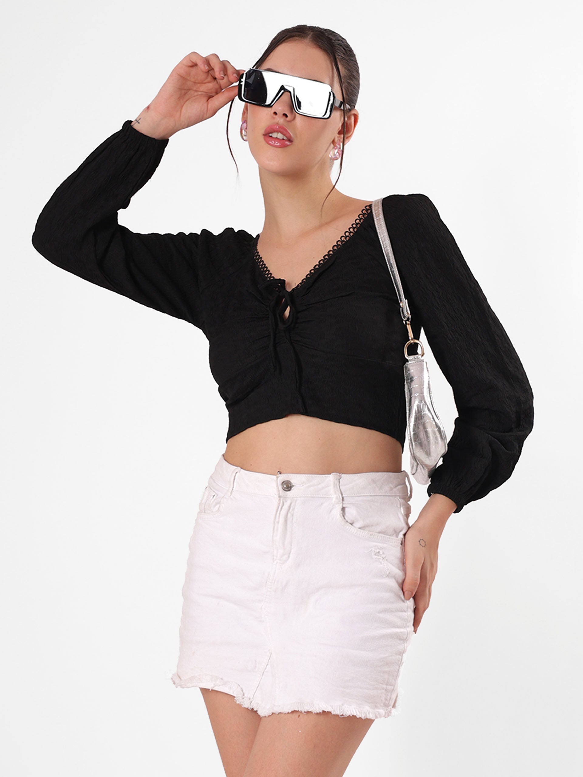 Self Design Black V Neck Crop Top