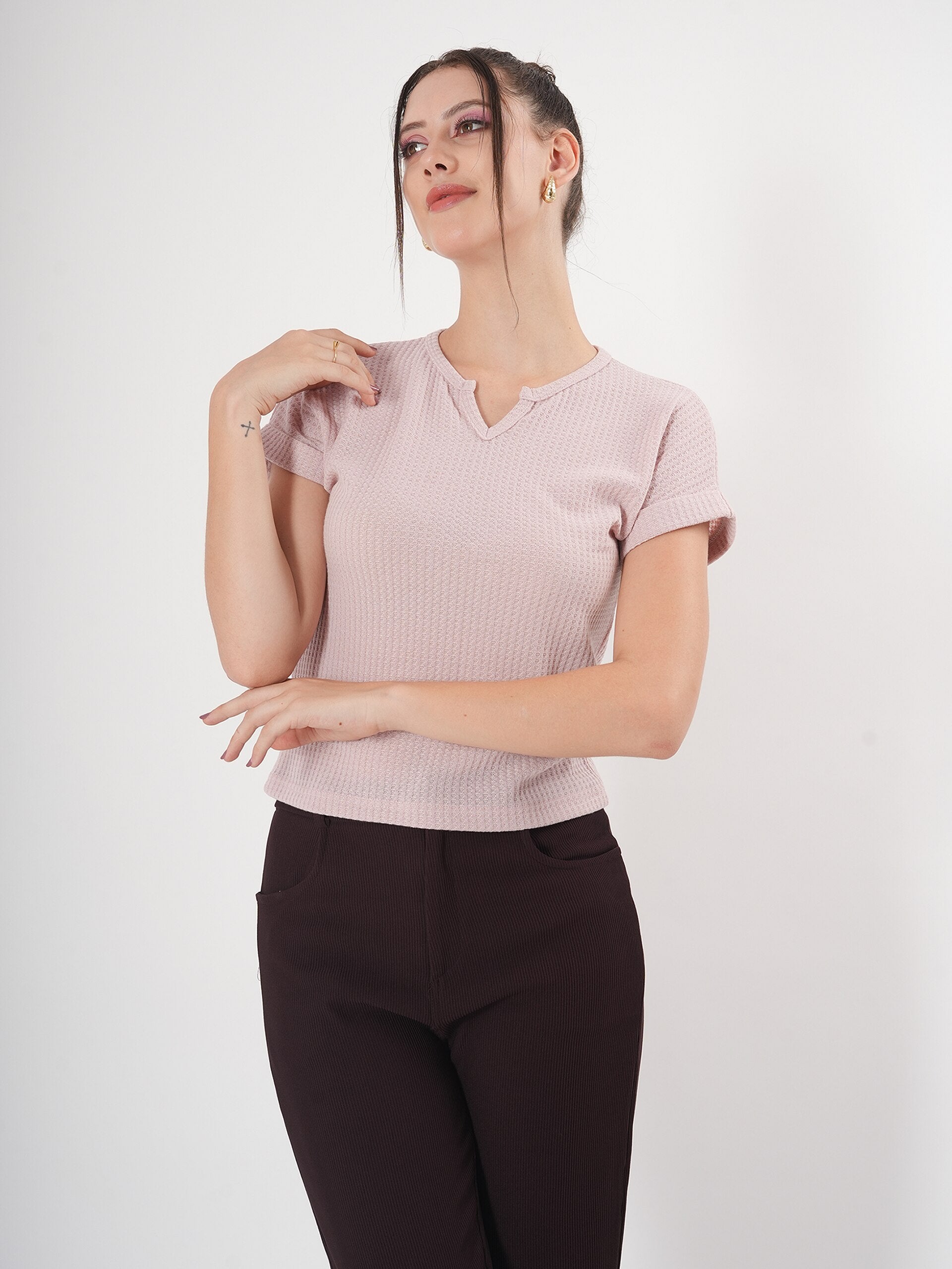 Self Design Half Sleeve Fitted Semi Crop Top