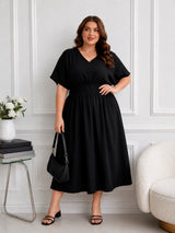Women's Curve Solid Black V-Neck Midi Dress