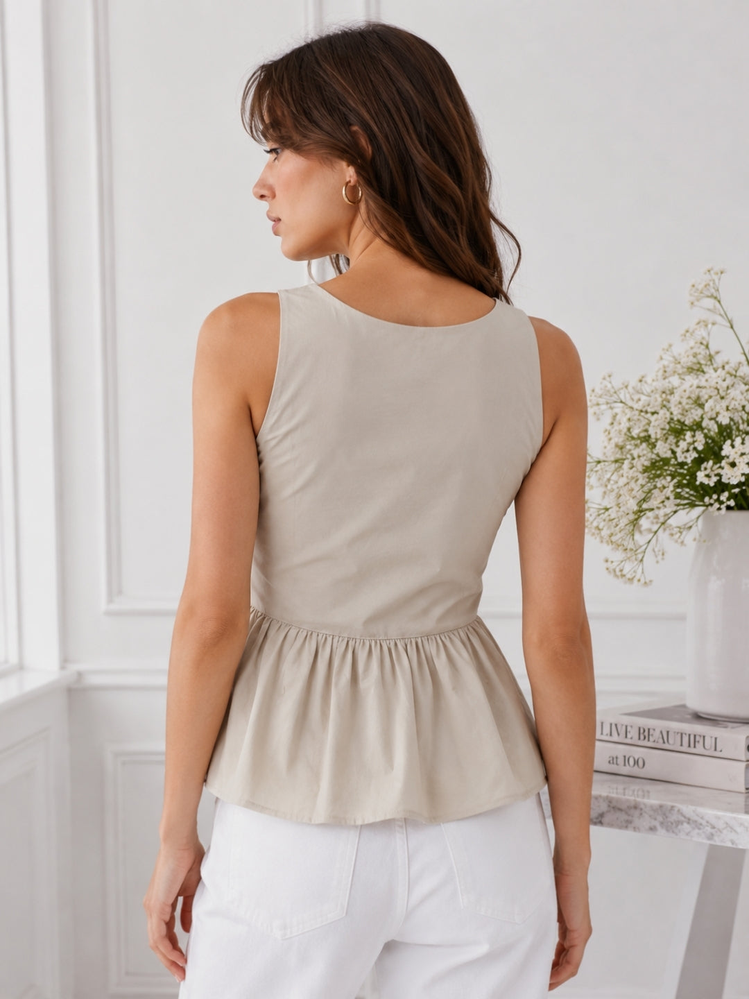 Women's Sleeveless Off White Top