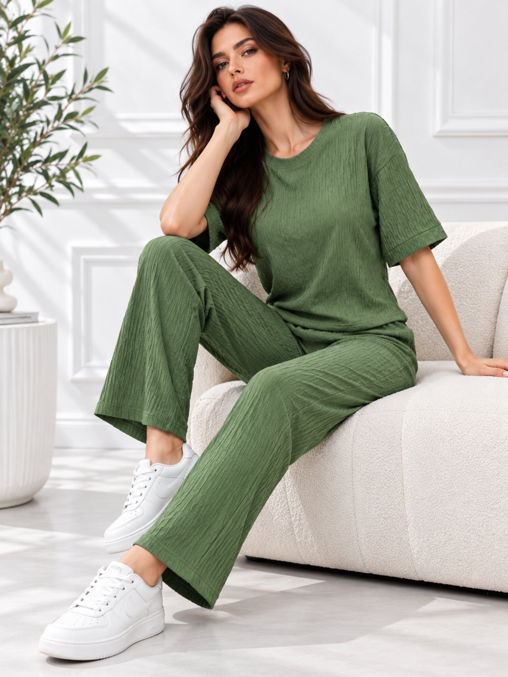Clobug Crinkle co ord set with Round Neck & Half Sleeve