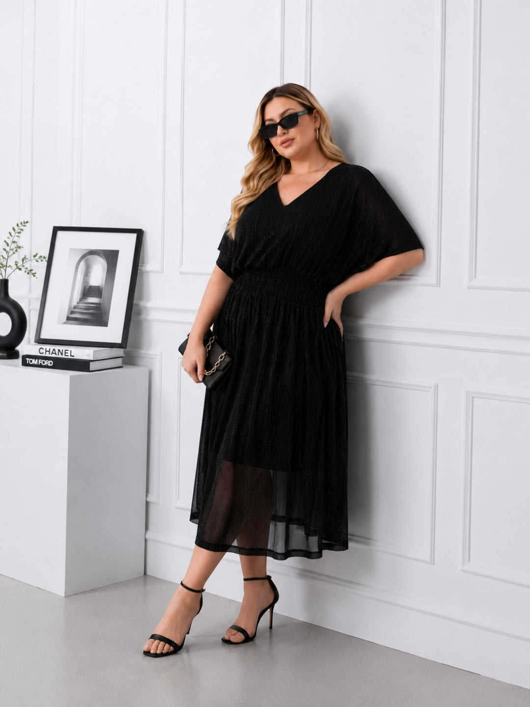 Women's Curve Solid Black V-Neck Mesh Dress