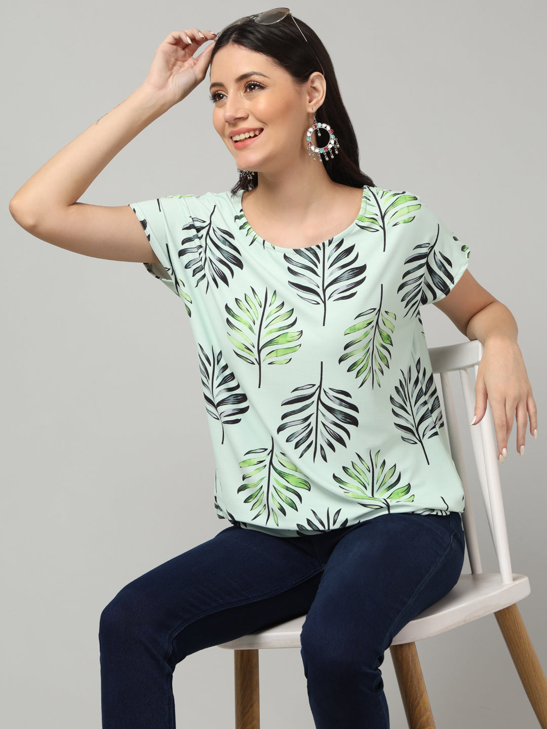 Clobug Stylish Printed Round Neck Top for Women – Trendy Summer Top