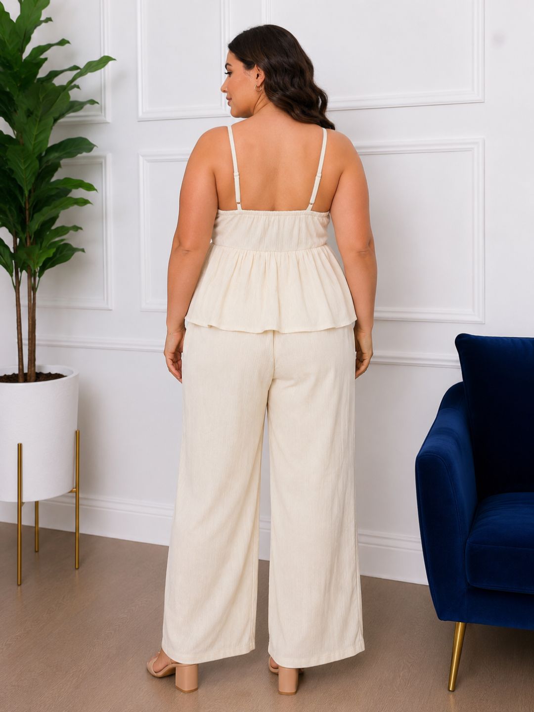 Women's Plus Size White Sweetheart Neck Top & Pant Co-Ord Set