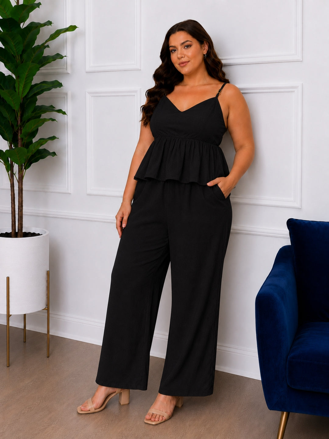 Women's Plus Size White Sweetheart Neck Top & Pant Co-Ord Set