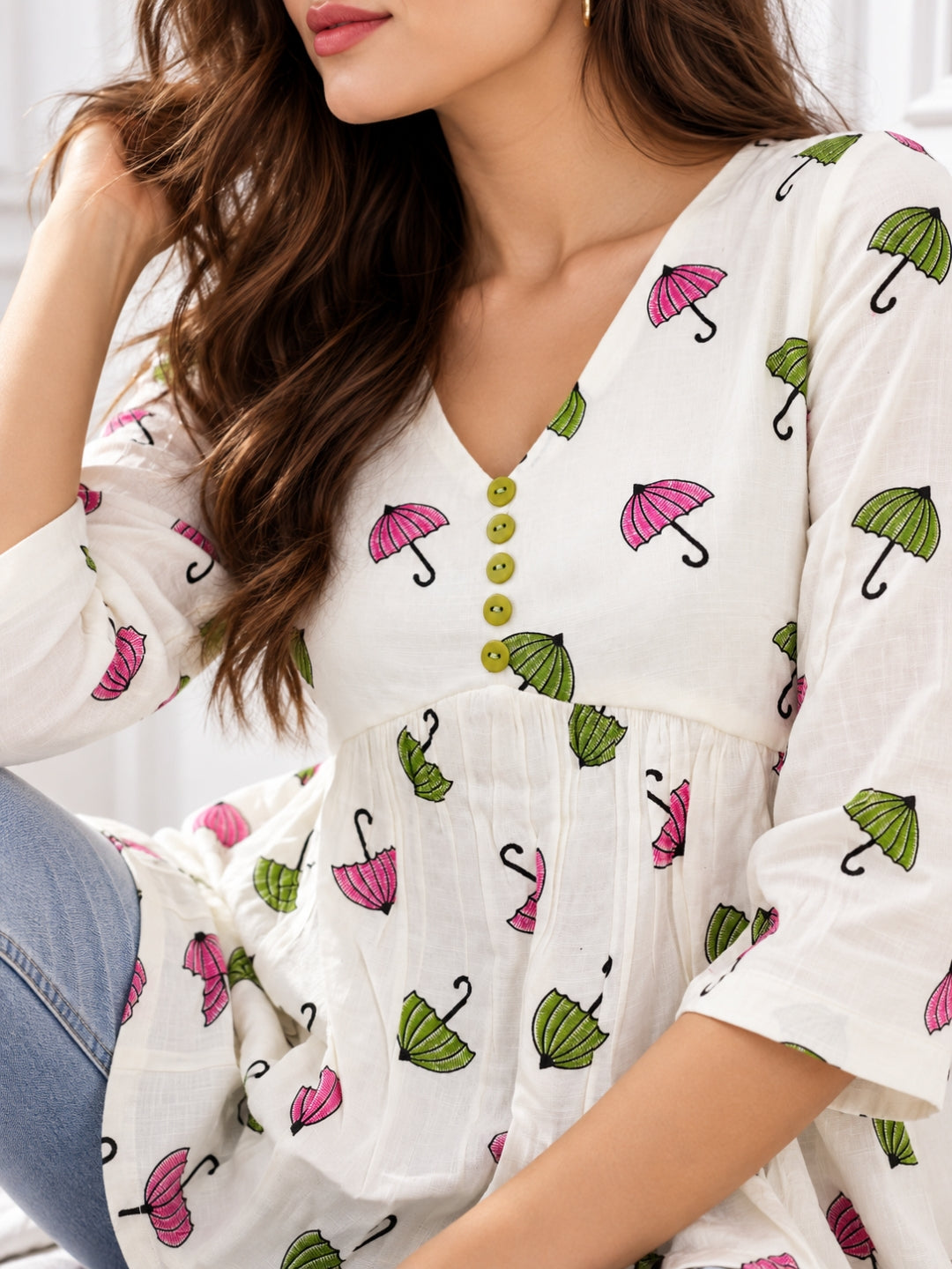 Clobug Women Floral Printed Top