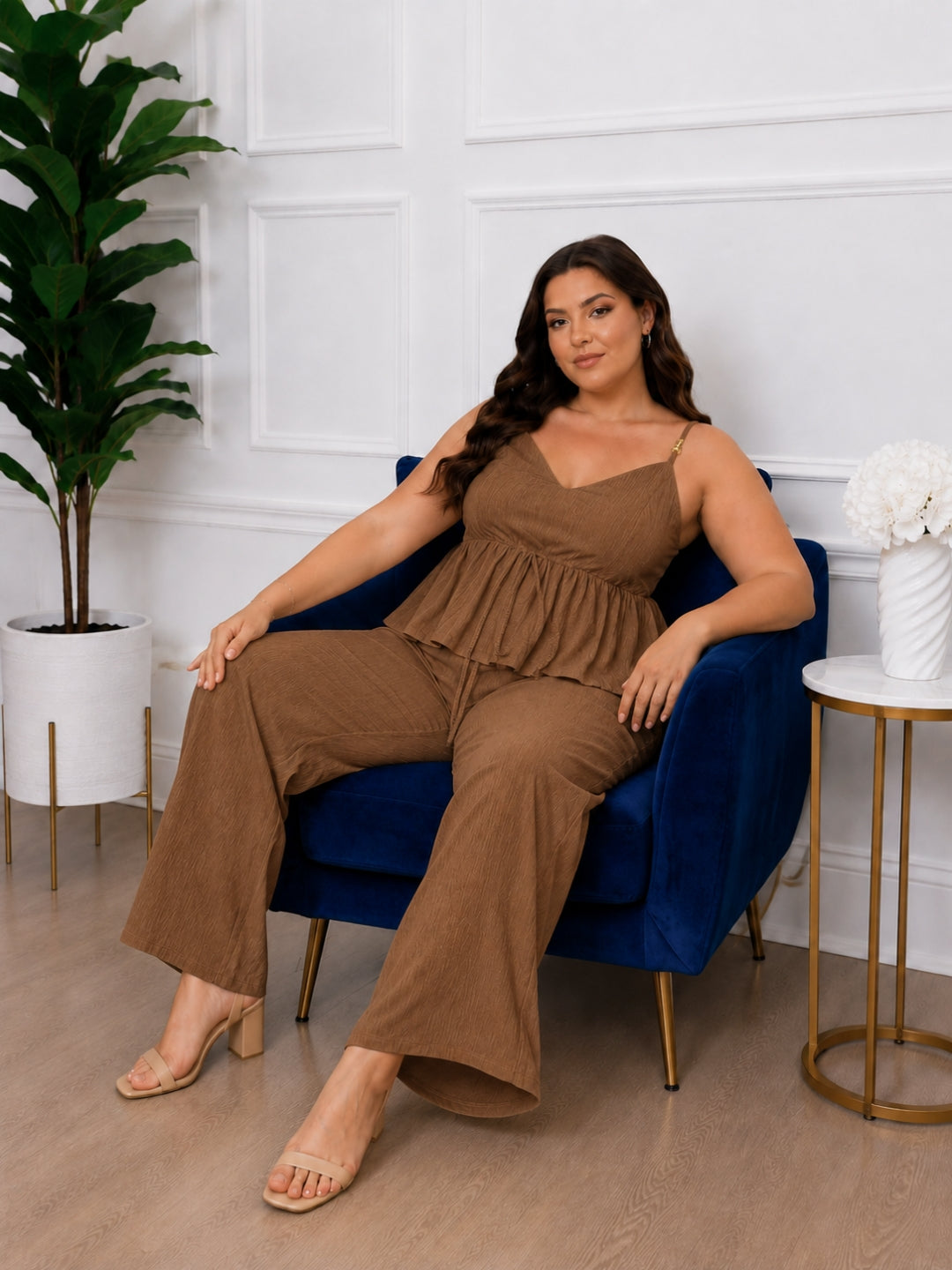 Women's Plus Size White Sweetheart Neck Top & Pant Co-Ord Set