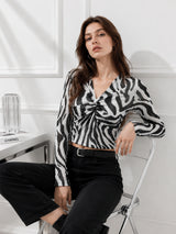 Clobug Women Printed V neck Full Sleeve Crop Top