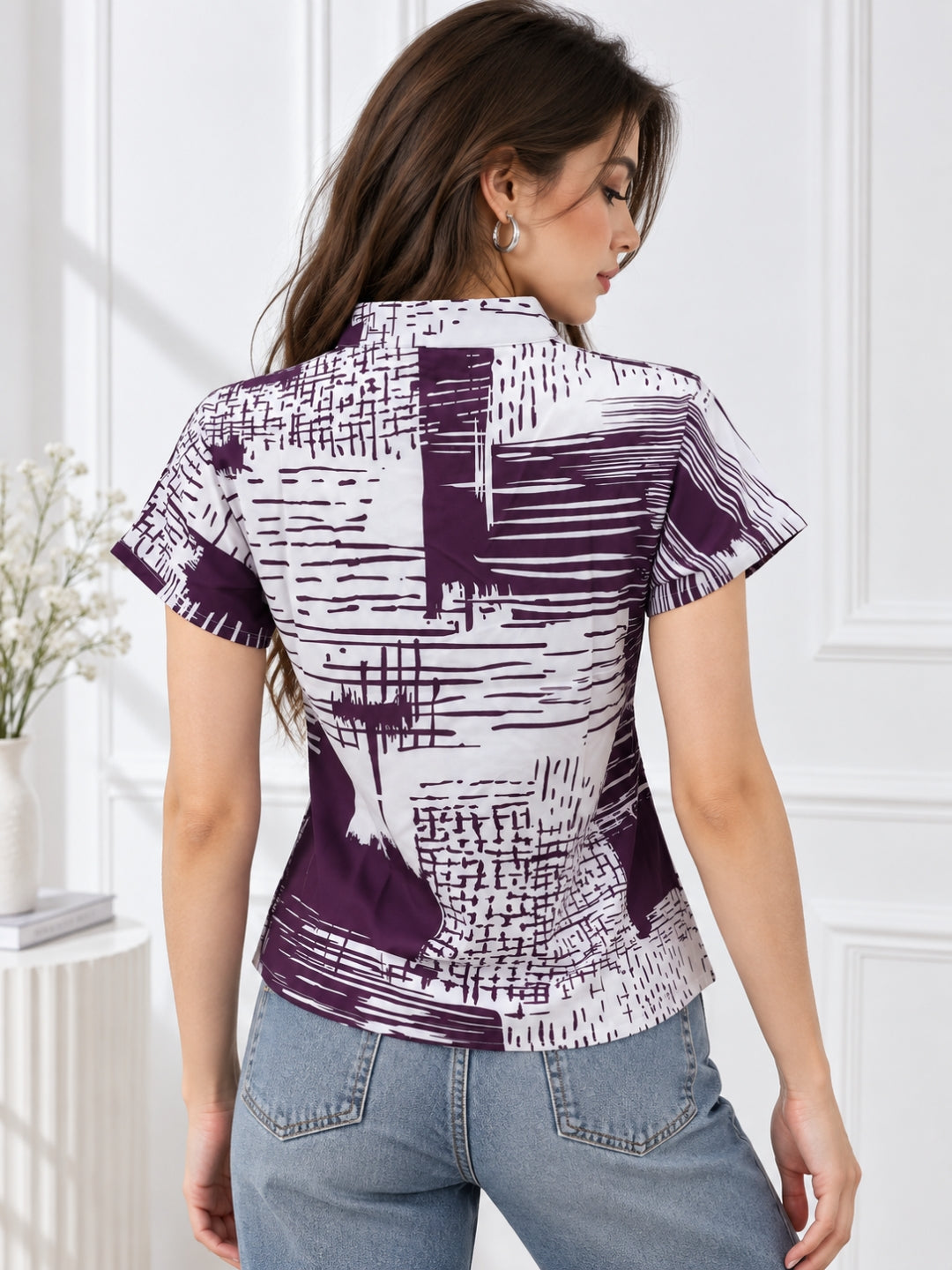 Clobug Stylish Printed V Neck Top for Women – Trendy Summer Top
