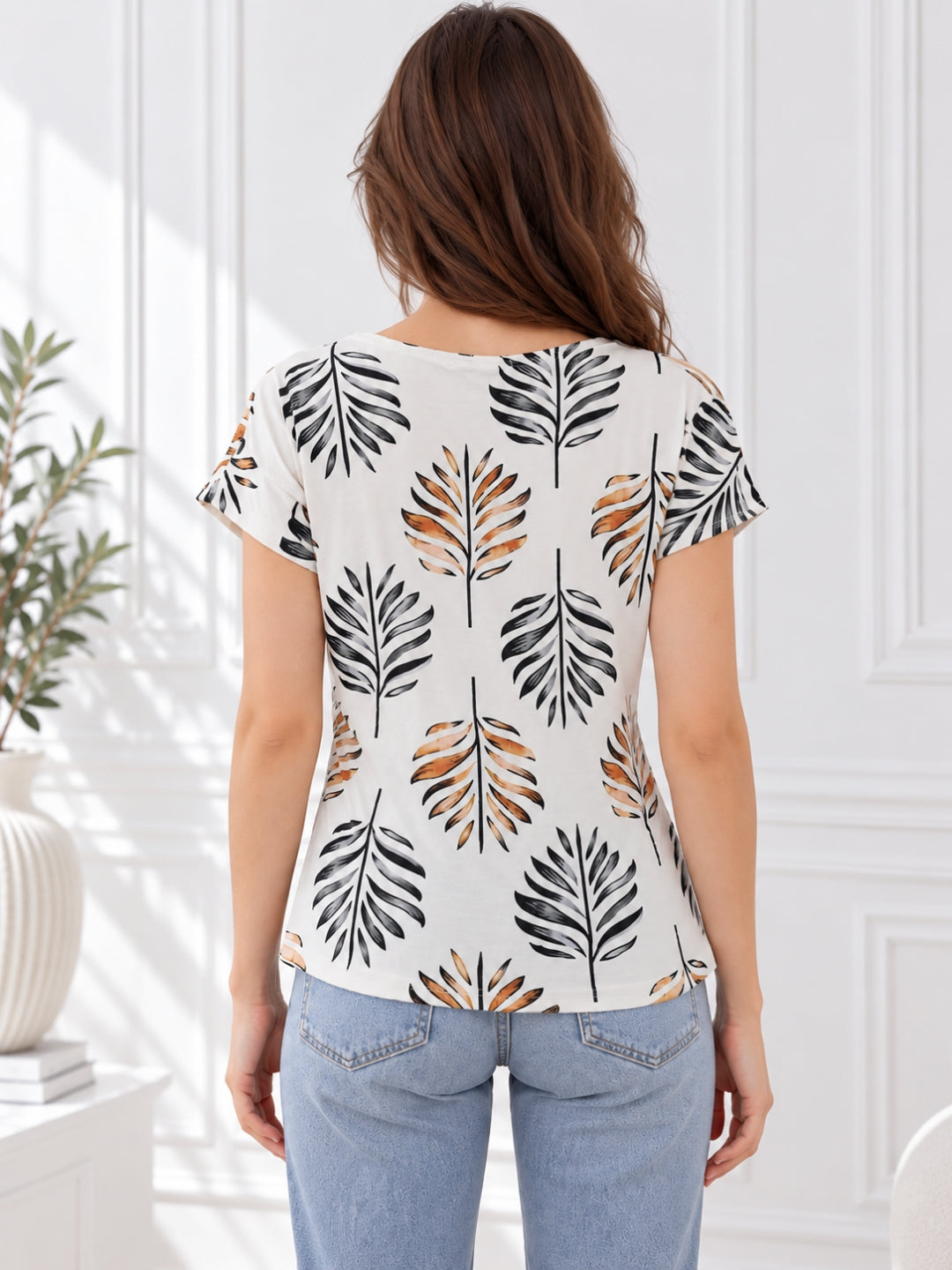 Clobug Stylish Printed Round Neck Top for Women – Trendy Summer Top