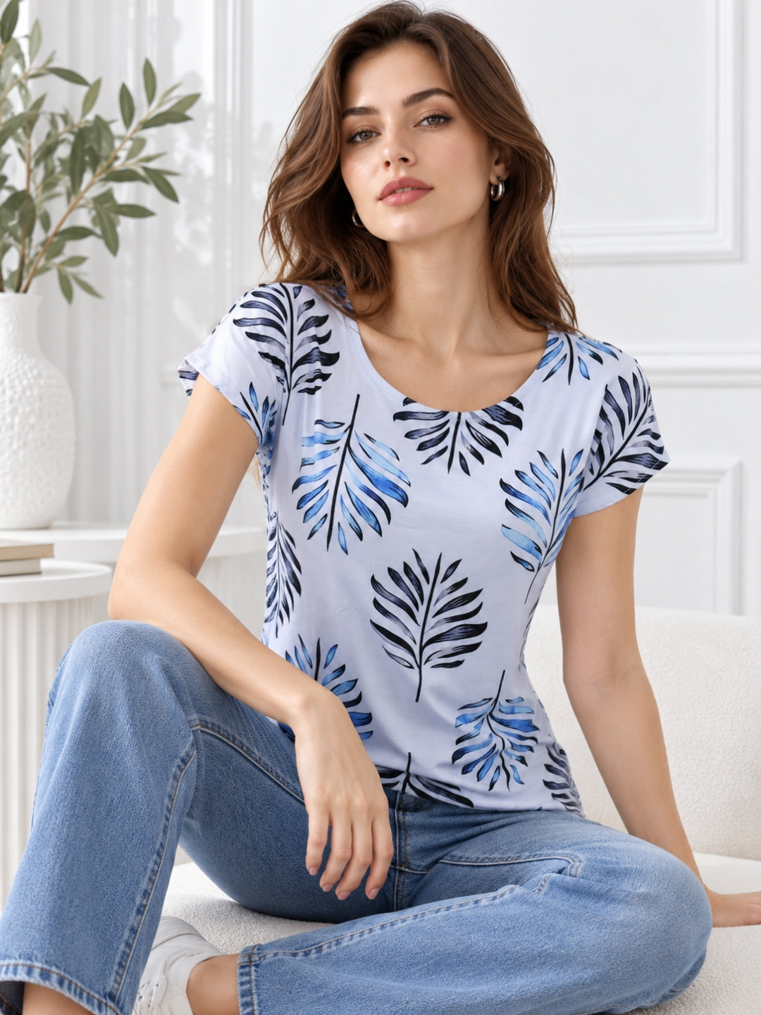Clobug Stylish Printed Round Neck Top for Women – Trendy Summer Top