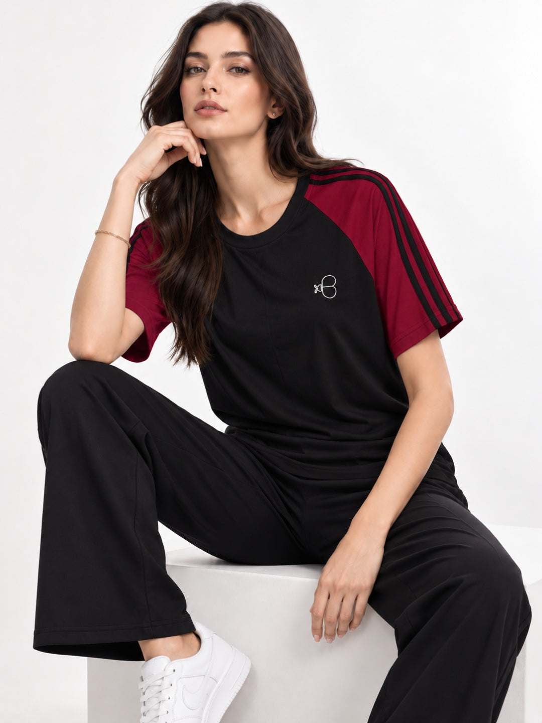 Women’s Contrast Sleeve T-Shirt