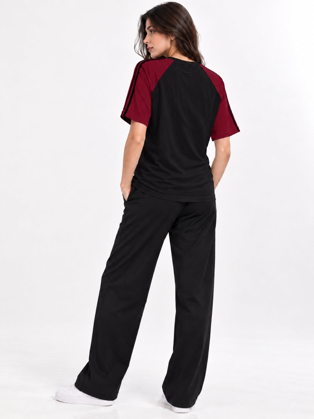 Women’s Contrast Sleeve T-Shirt