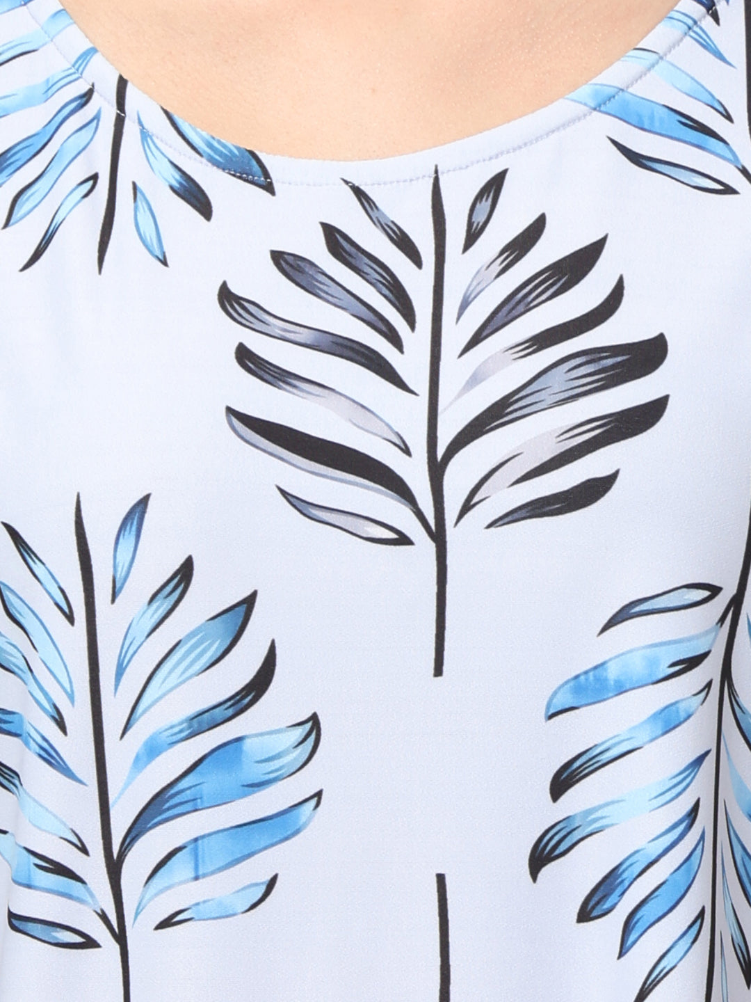 Clobug Stylish Printed Round Neck Top for Women – Trendy Summer Top