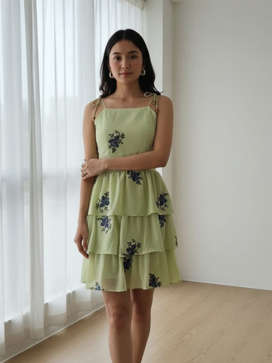 Clobug Women Sleeveless Layered Tie up Neck Dress