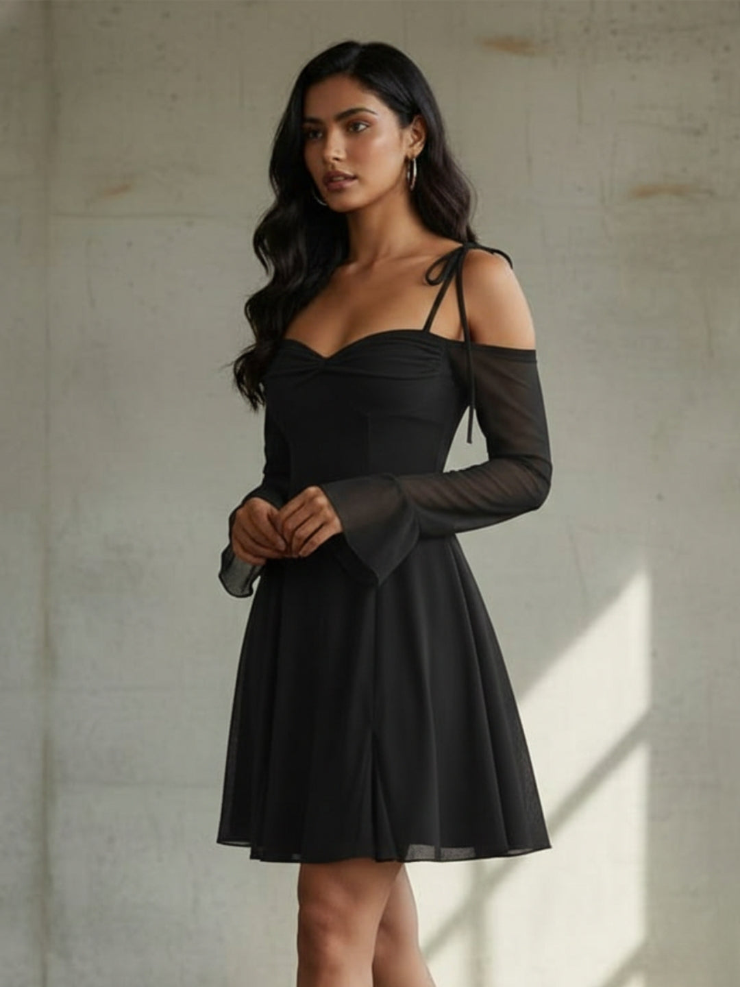Clobug Women Cotton Blend Sweetheart Neck Tie-up Fit and Flare Dress