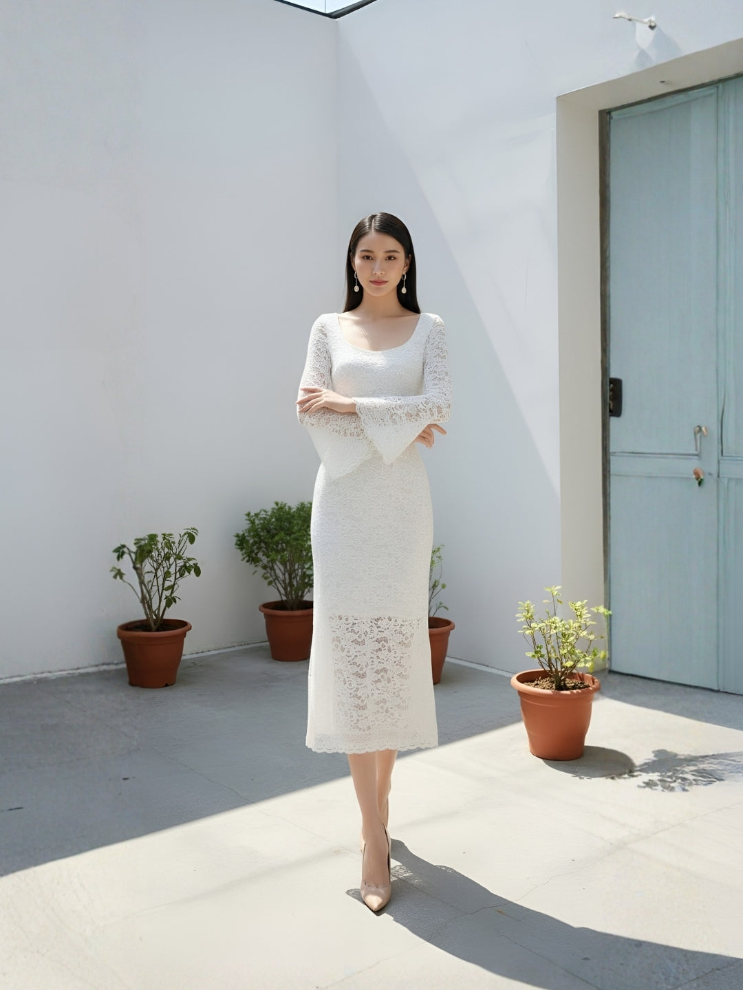 Clobug Elegant Lace Midi Dress – Flare Sleeve Classic Fit