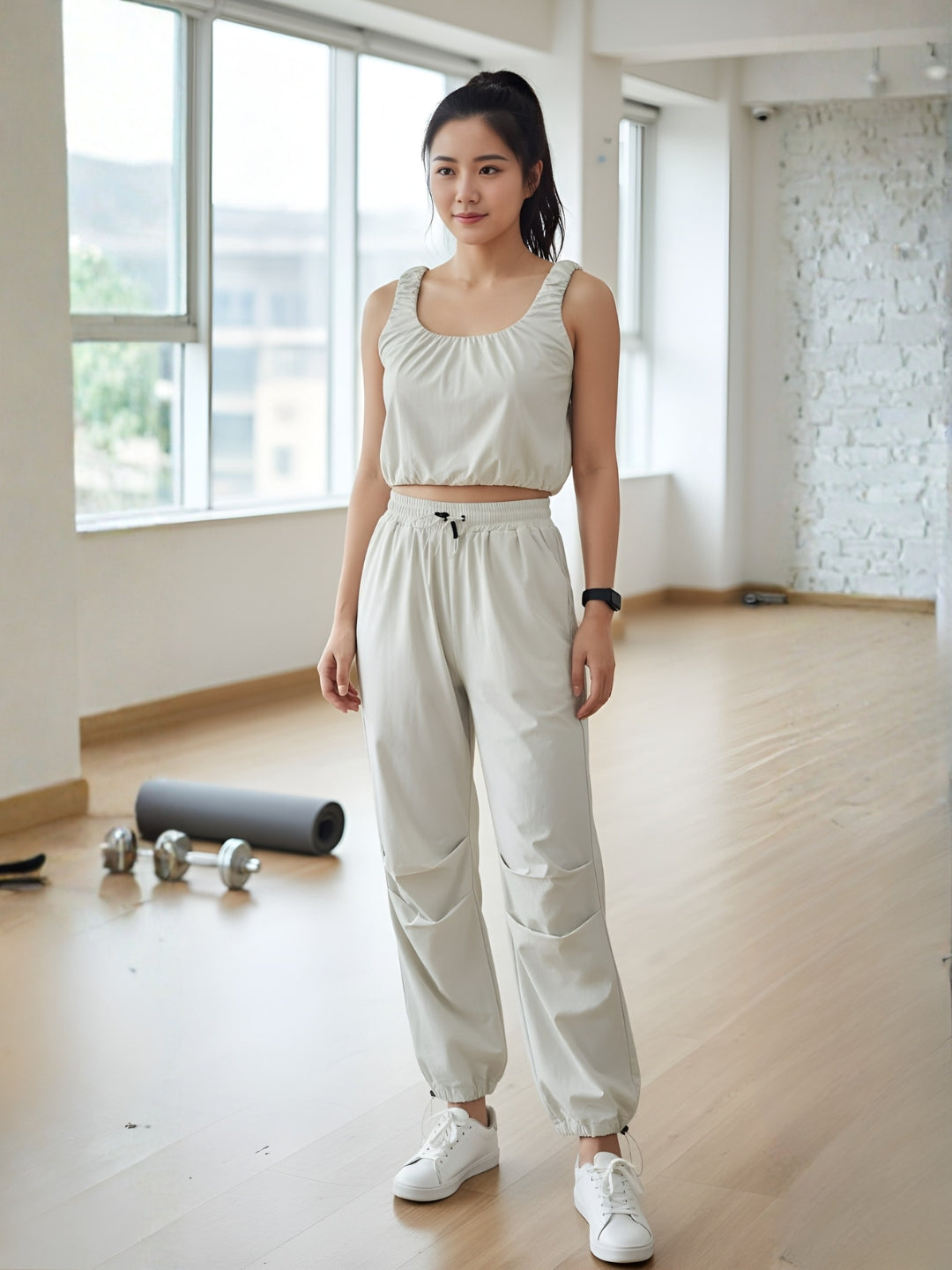 Clobug Women Crop Top And Trackpant Set