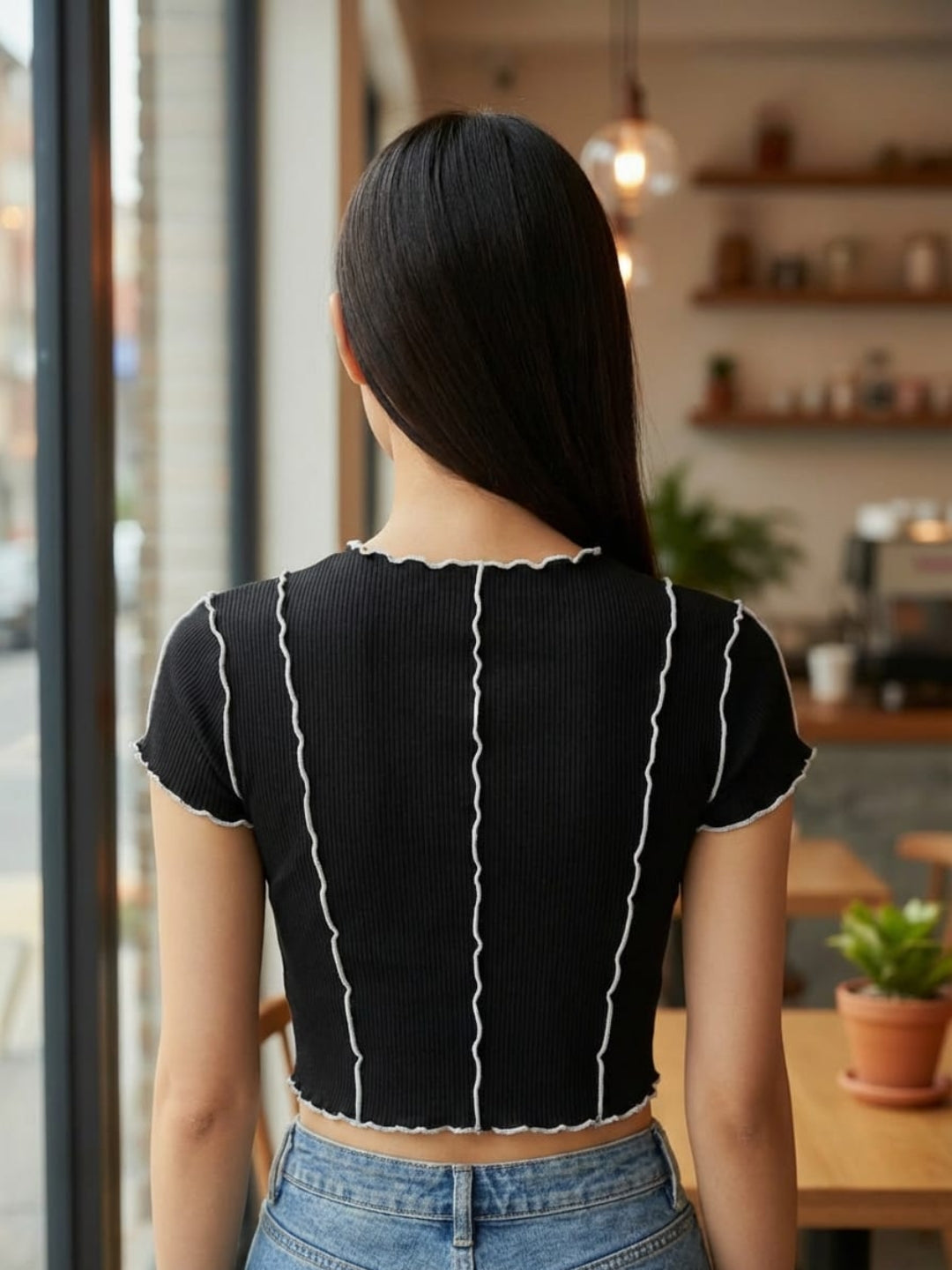 Clobug Women Round Neck Black Crop Top