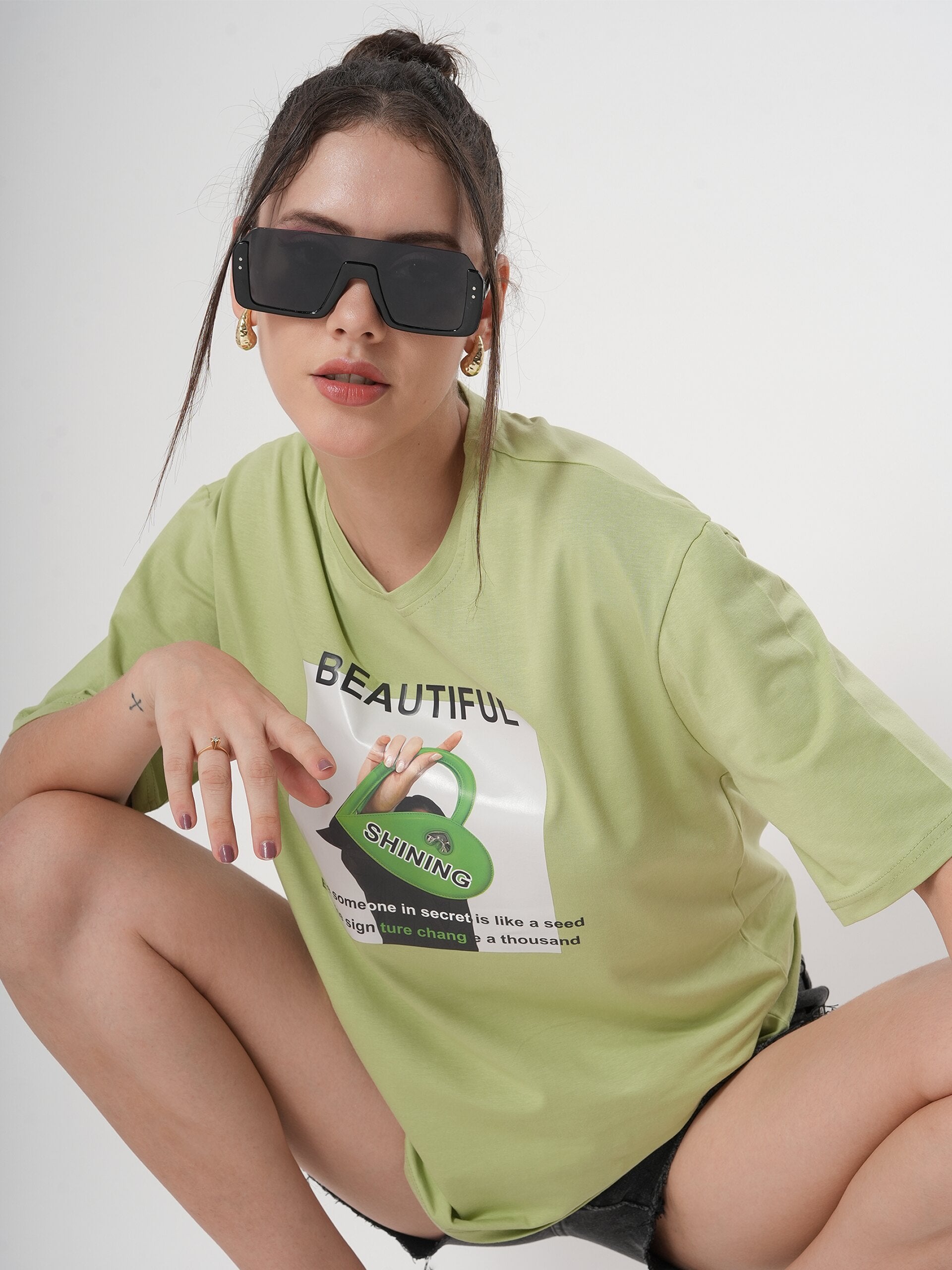 Beautiful Print T- Shirt With Round Neck and Half Sleeve