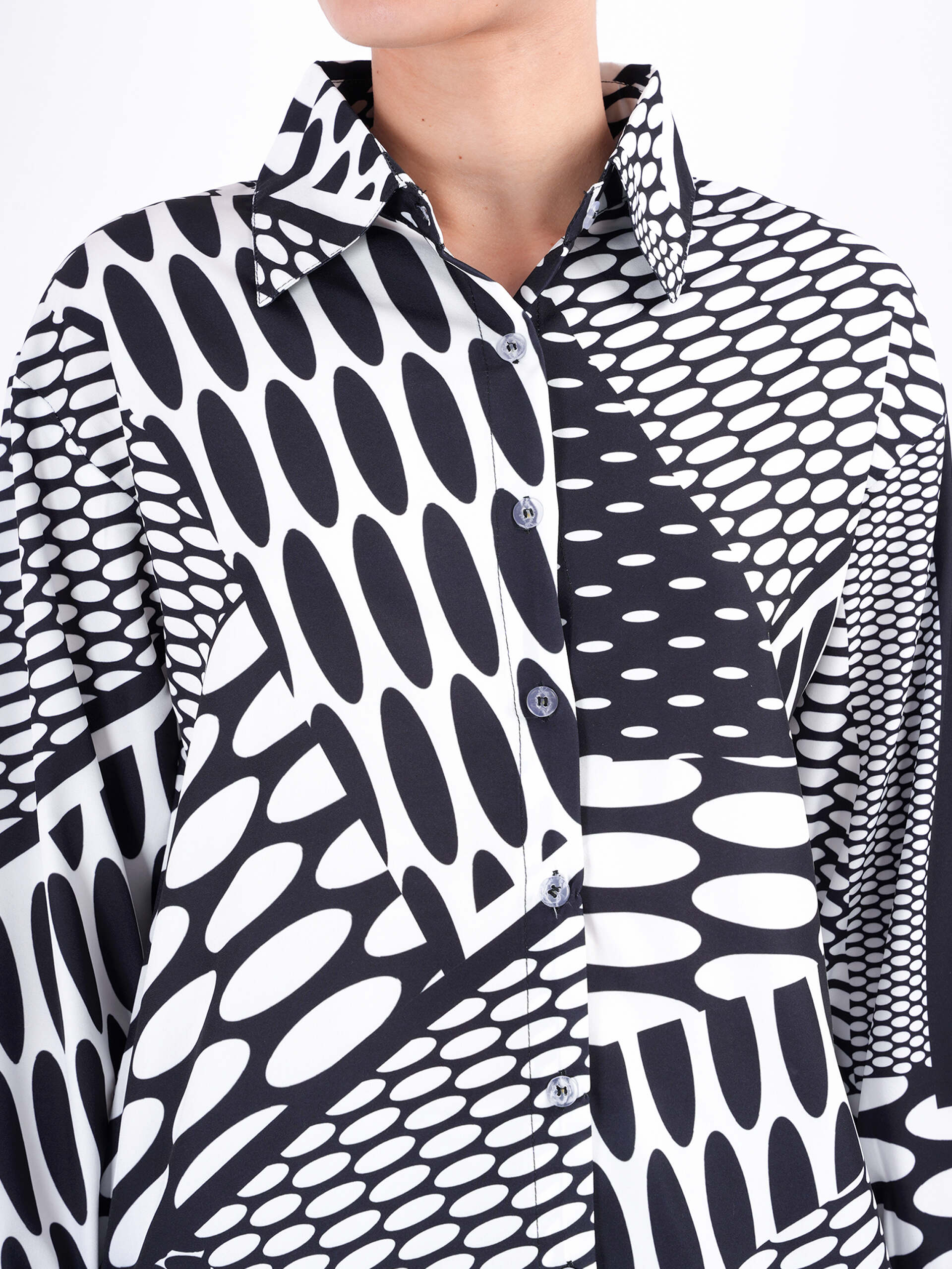 Black Bold Pattern Cordset