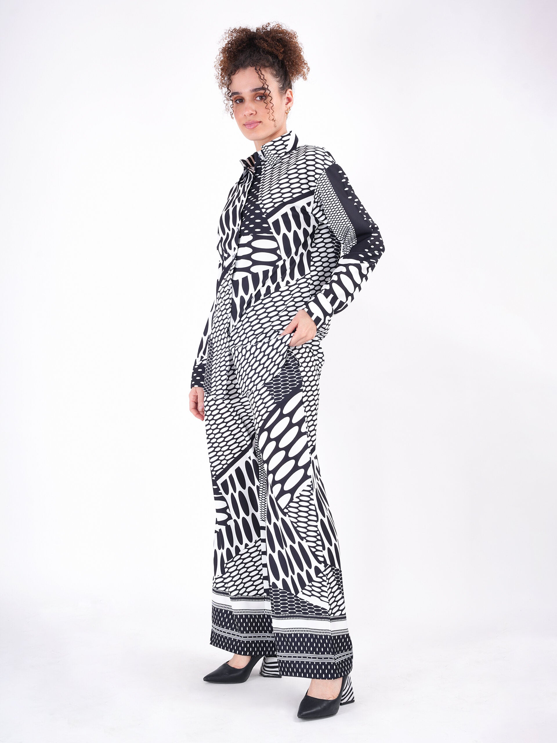 Black Bold Pattern Cordset