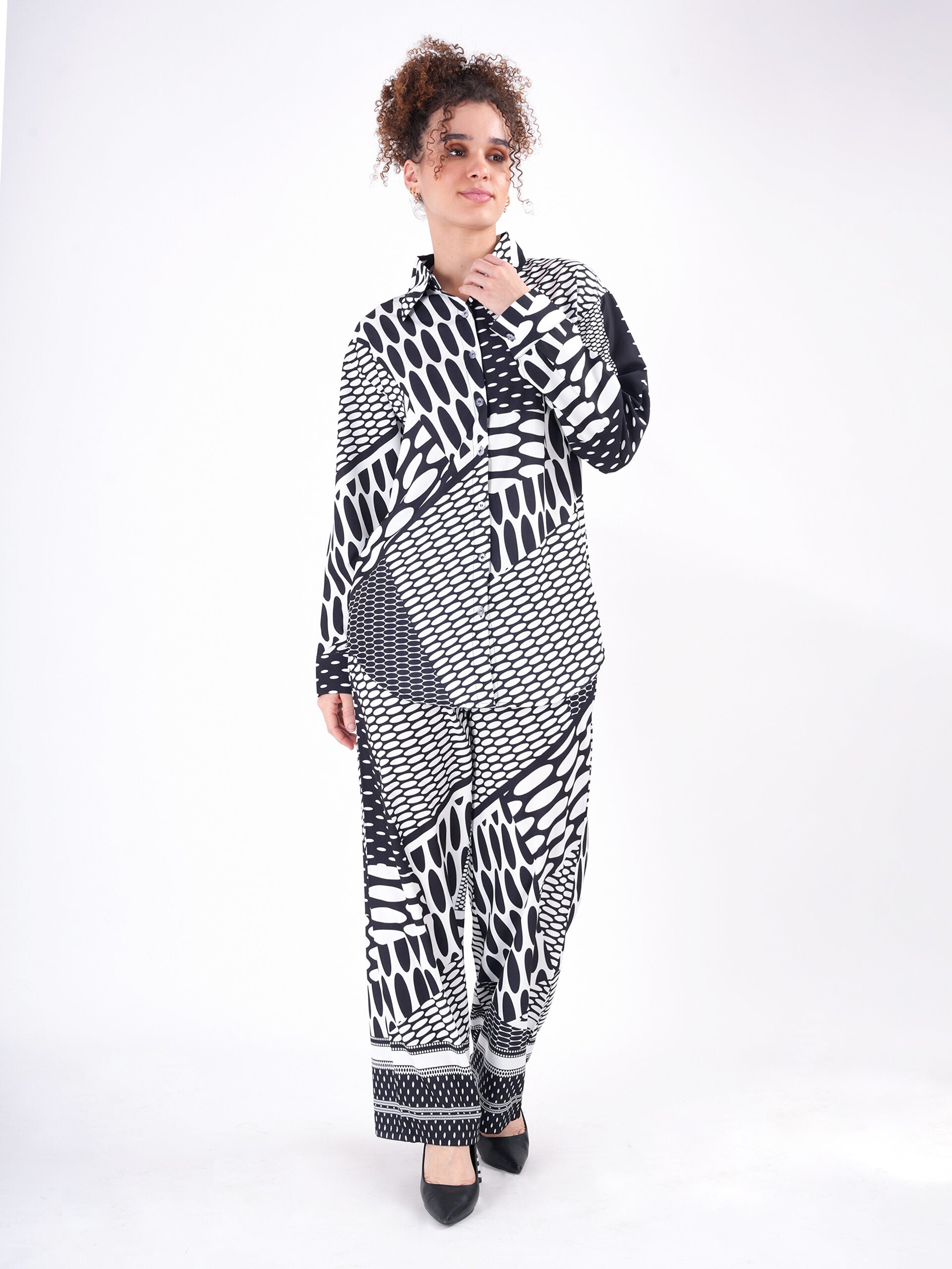 Black Bold Pattern Cordset