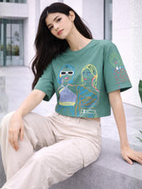 Clobug Women Oversized Graphic Print Crop T-Shirt