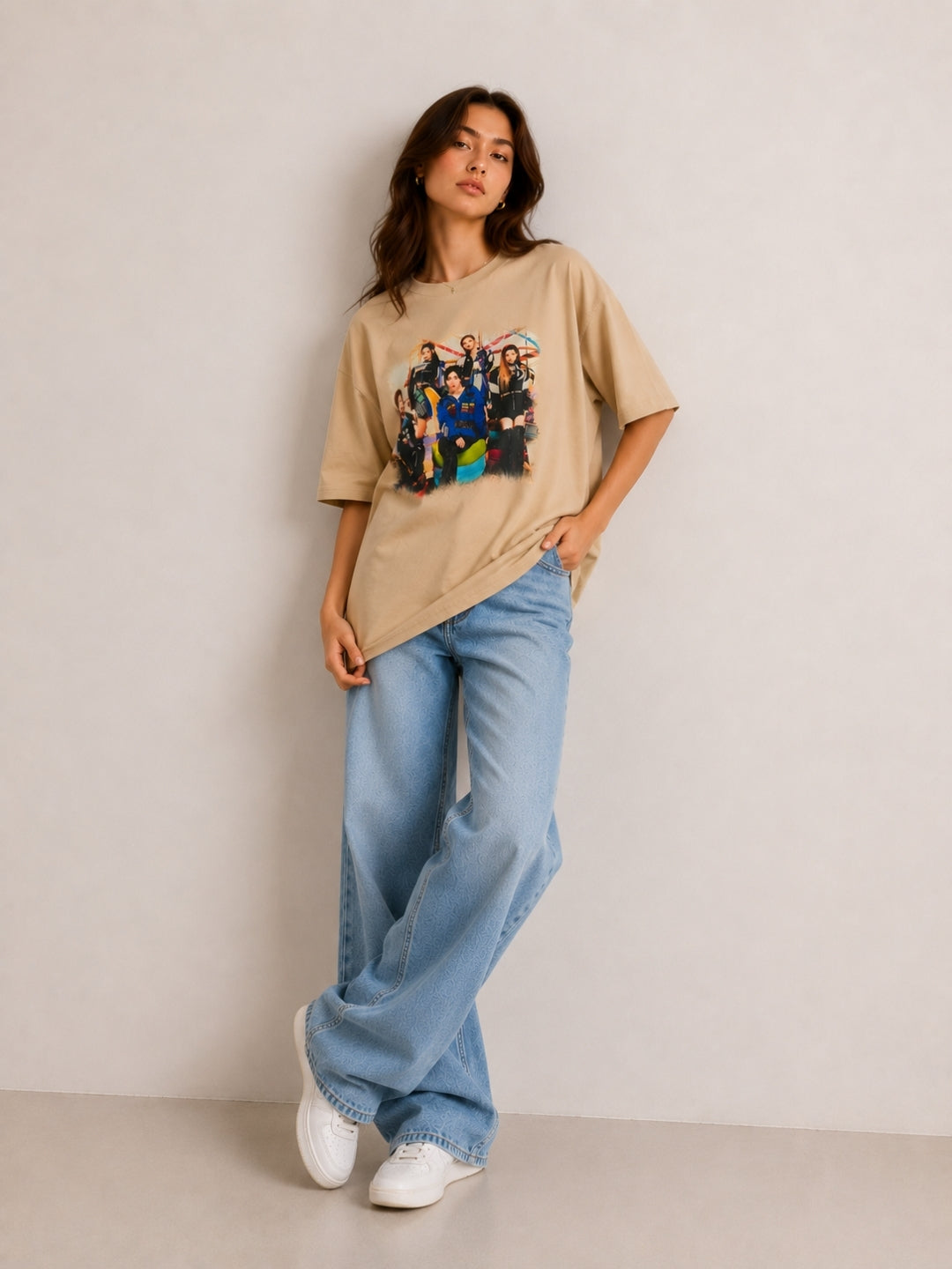 Clobug Women Oversized Graphic Print T-Shirt