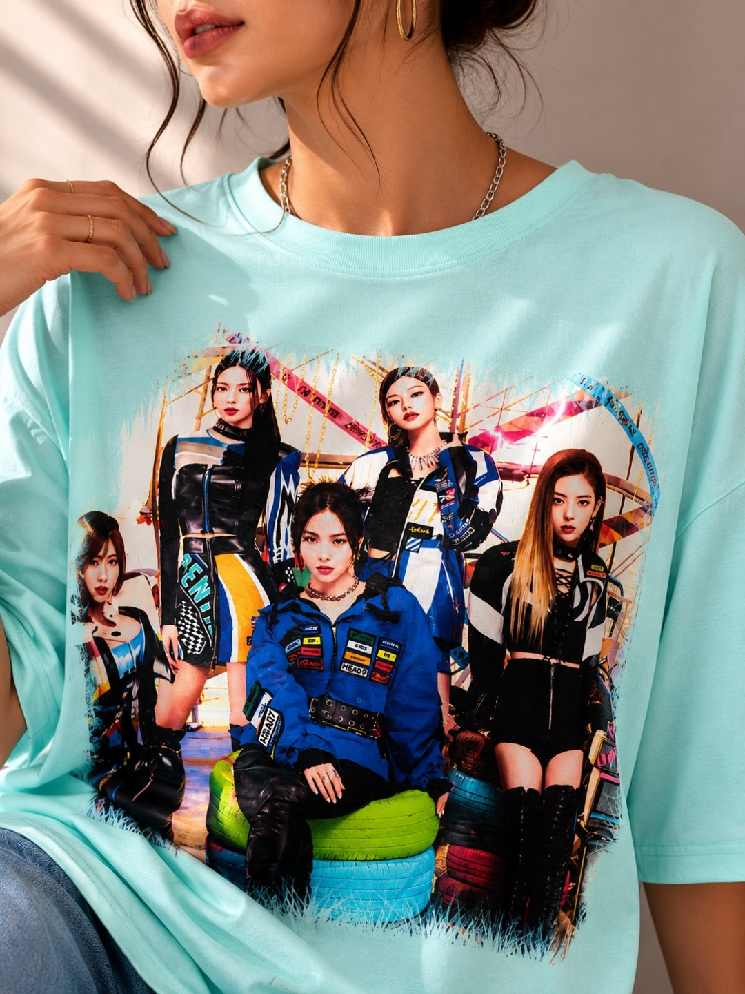 Clobug Women Oversized Graphic Print T-Shirt
