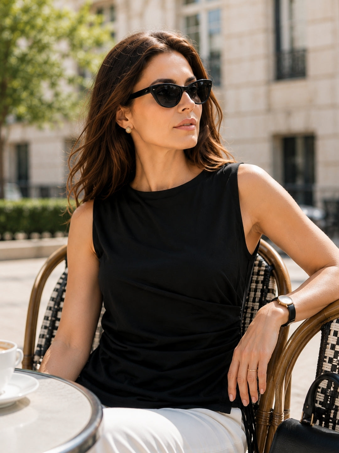 Women's Sleeveless Boat Neck Top