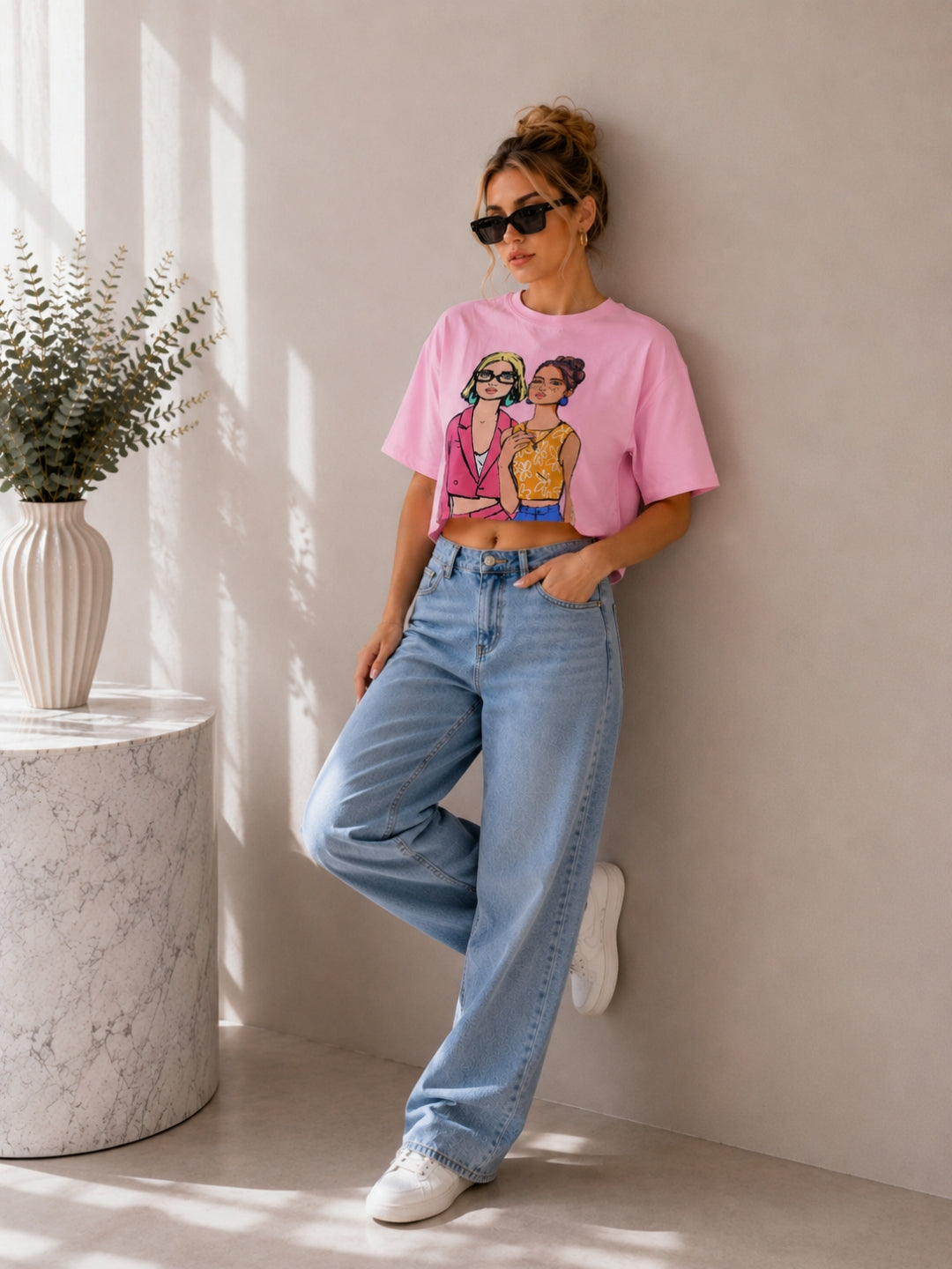 Clobug Women's Retro Pop Art Graphic Printed Crop T-Shirt