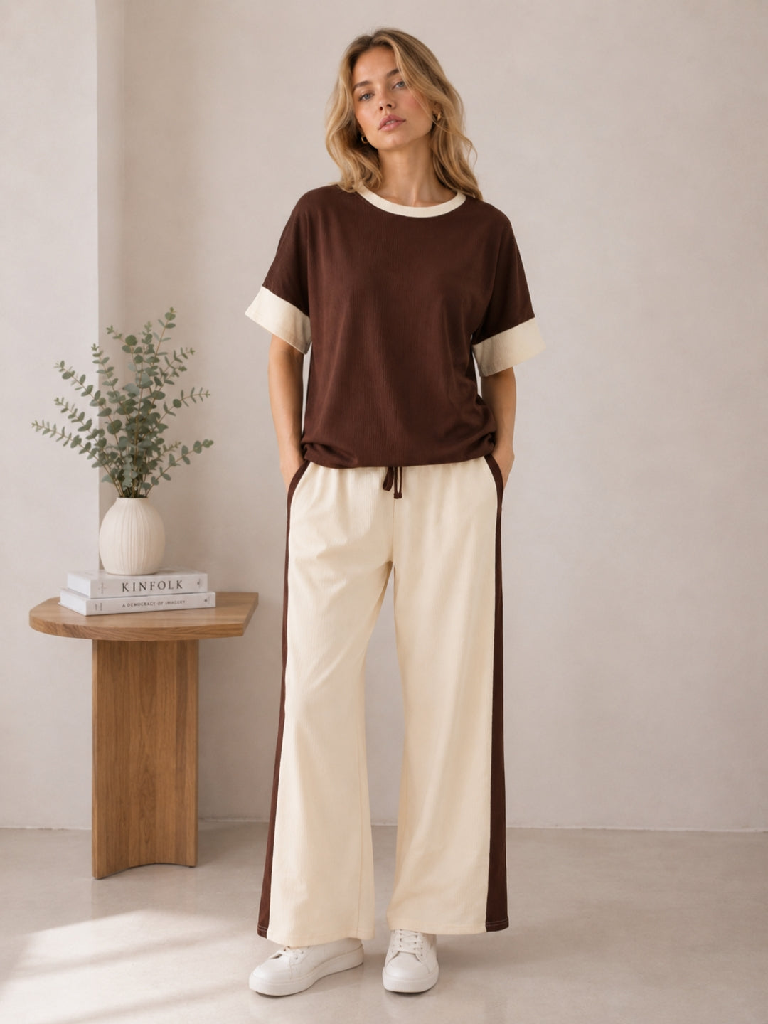 Clobug Women Tshirt & Trouser Colorblock Co-ords Set