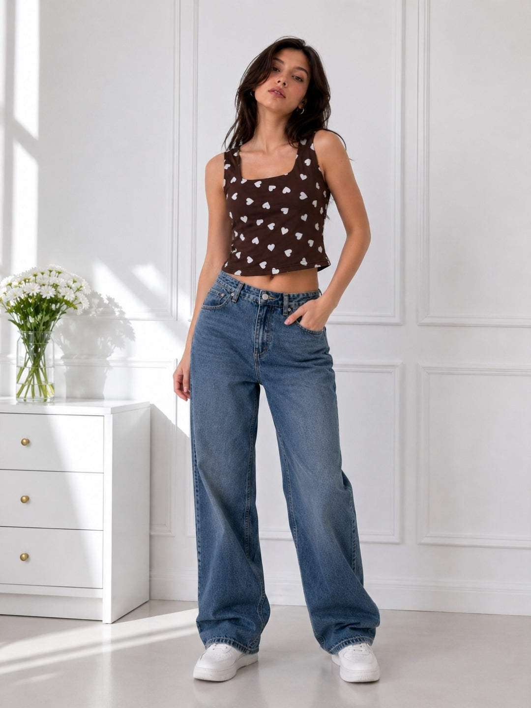 Women's Sleeveless Heart Print Top