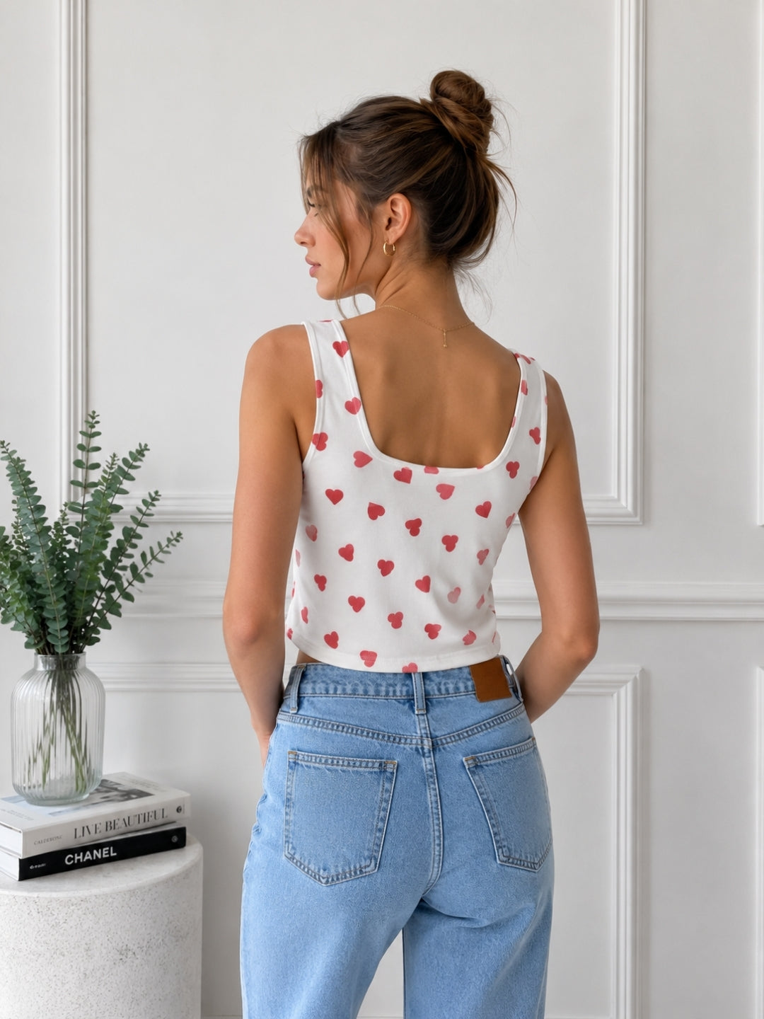 Women's Sleeveless Heart Print Top