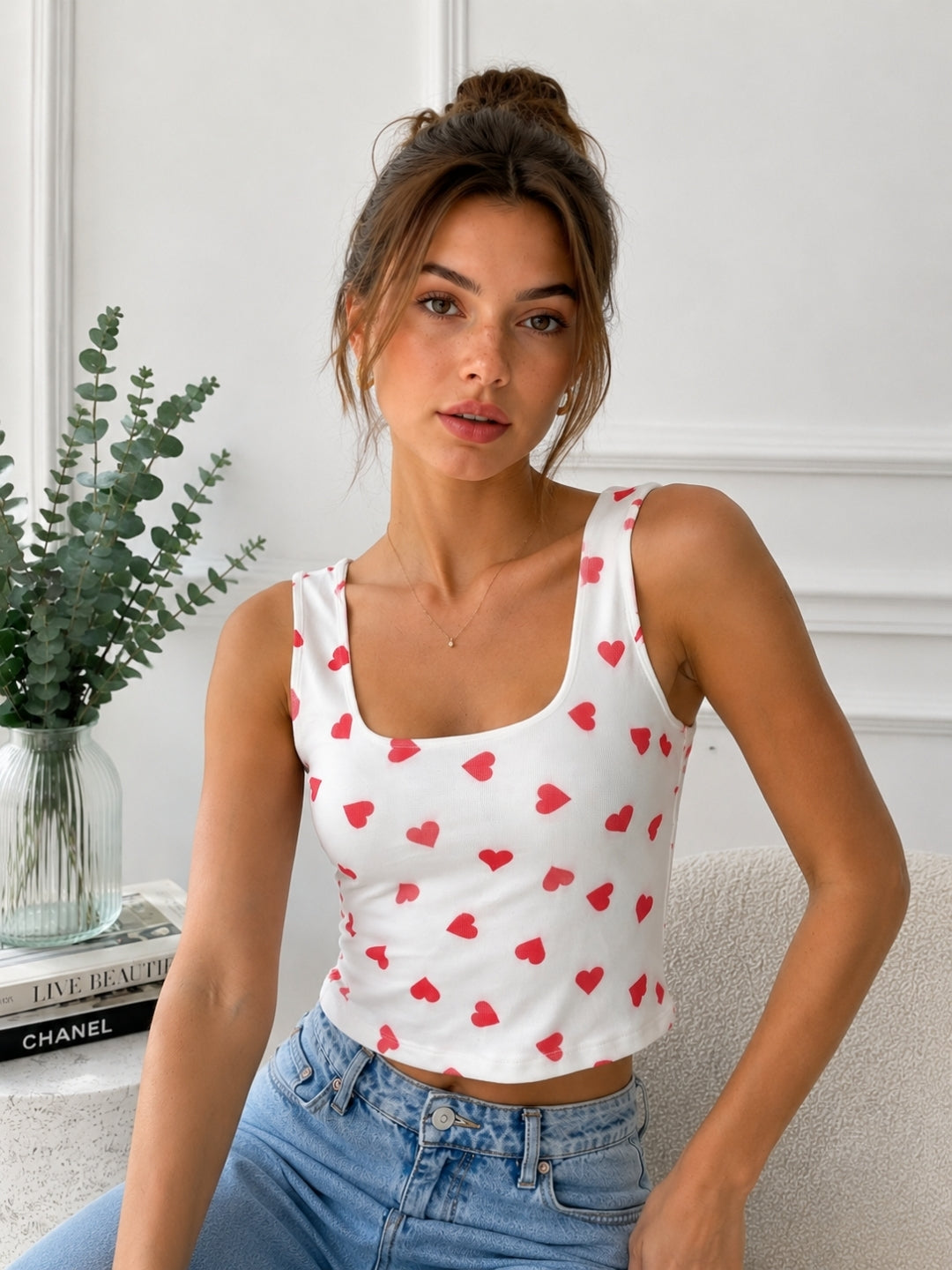 Women's Sleeveless Heart Print Top