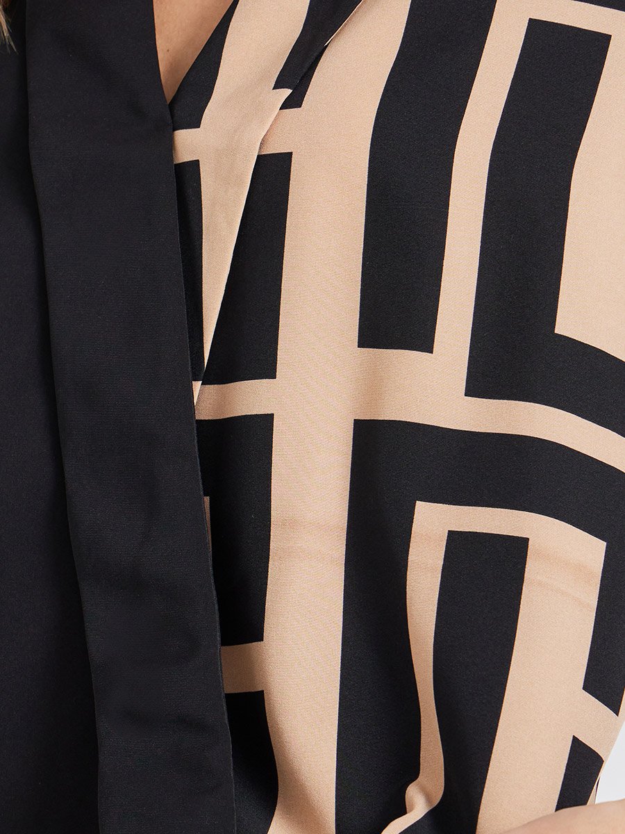 Clobug women V Neck Top