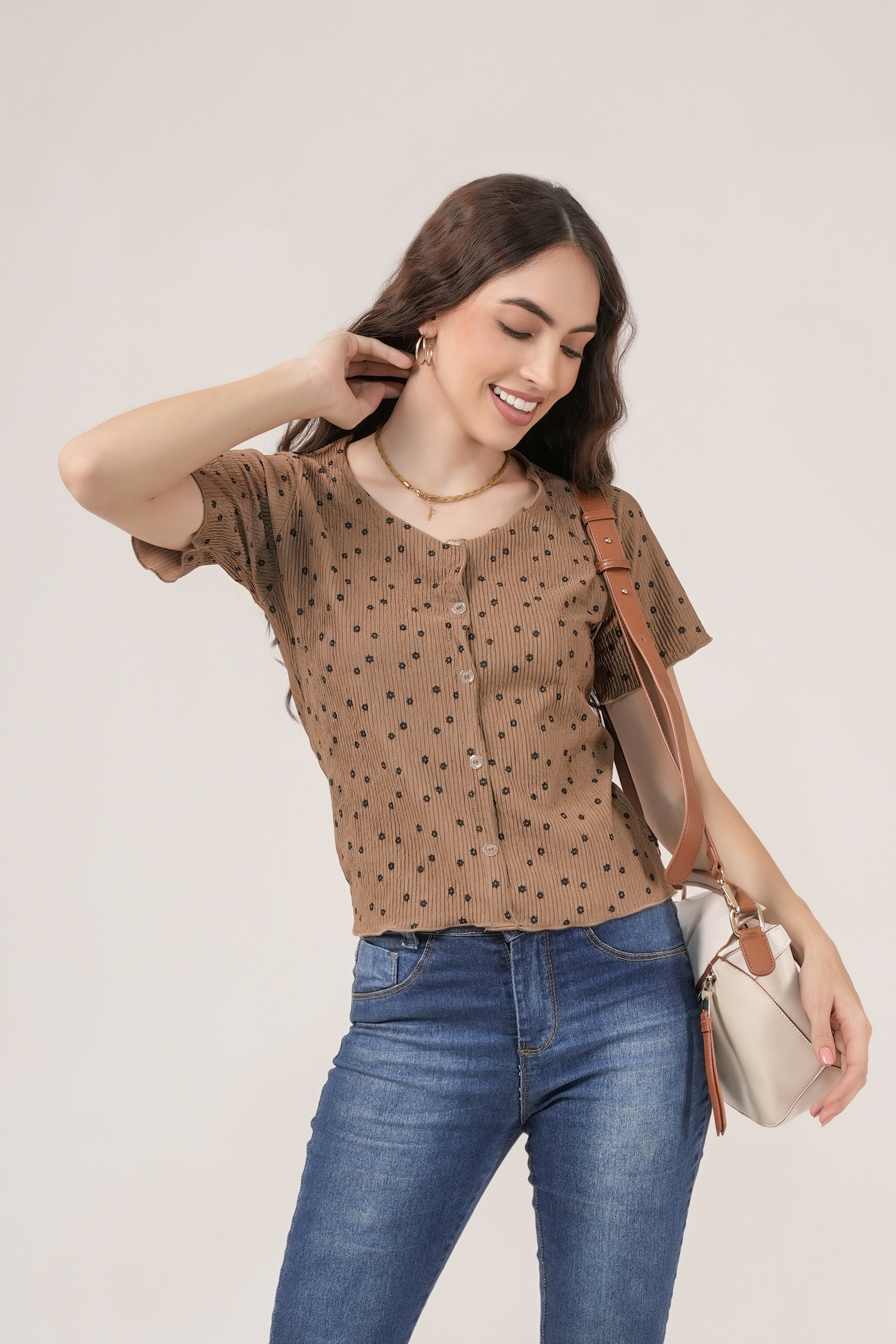 Clobug Women Floral Print Round Neck Short Sleeve Regular Top