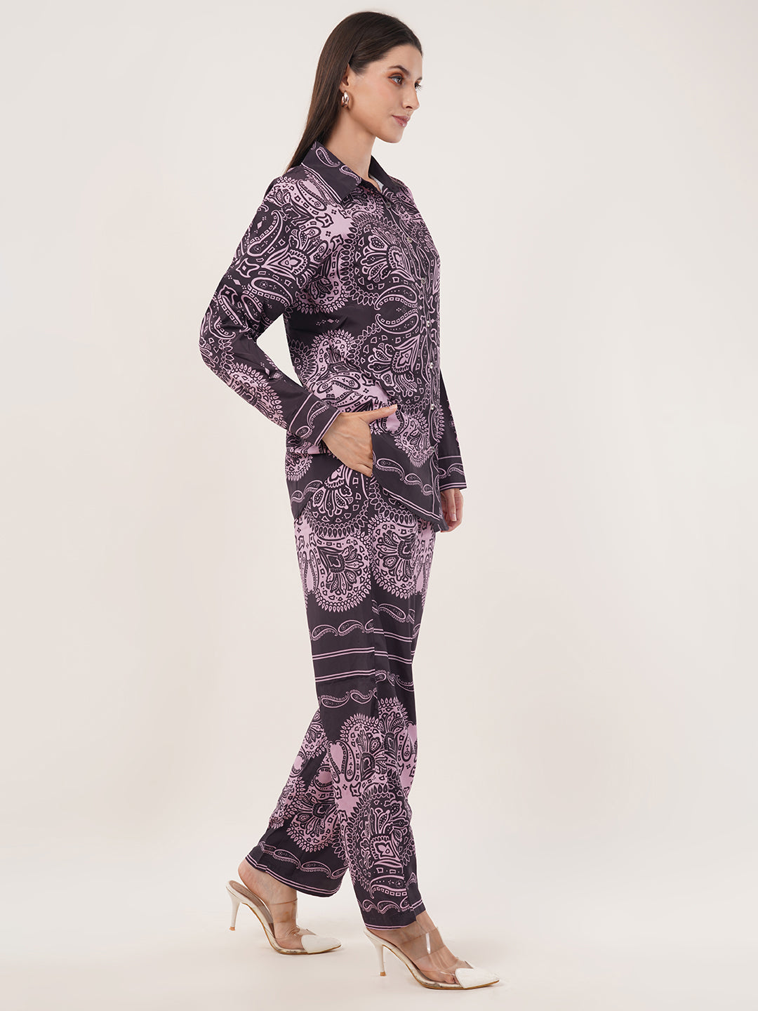 Clobug Women Printed Full Sleeve Crepe Shirt & Pant Co-ord Set
