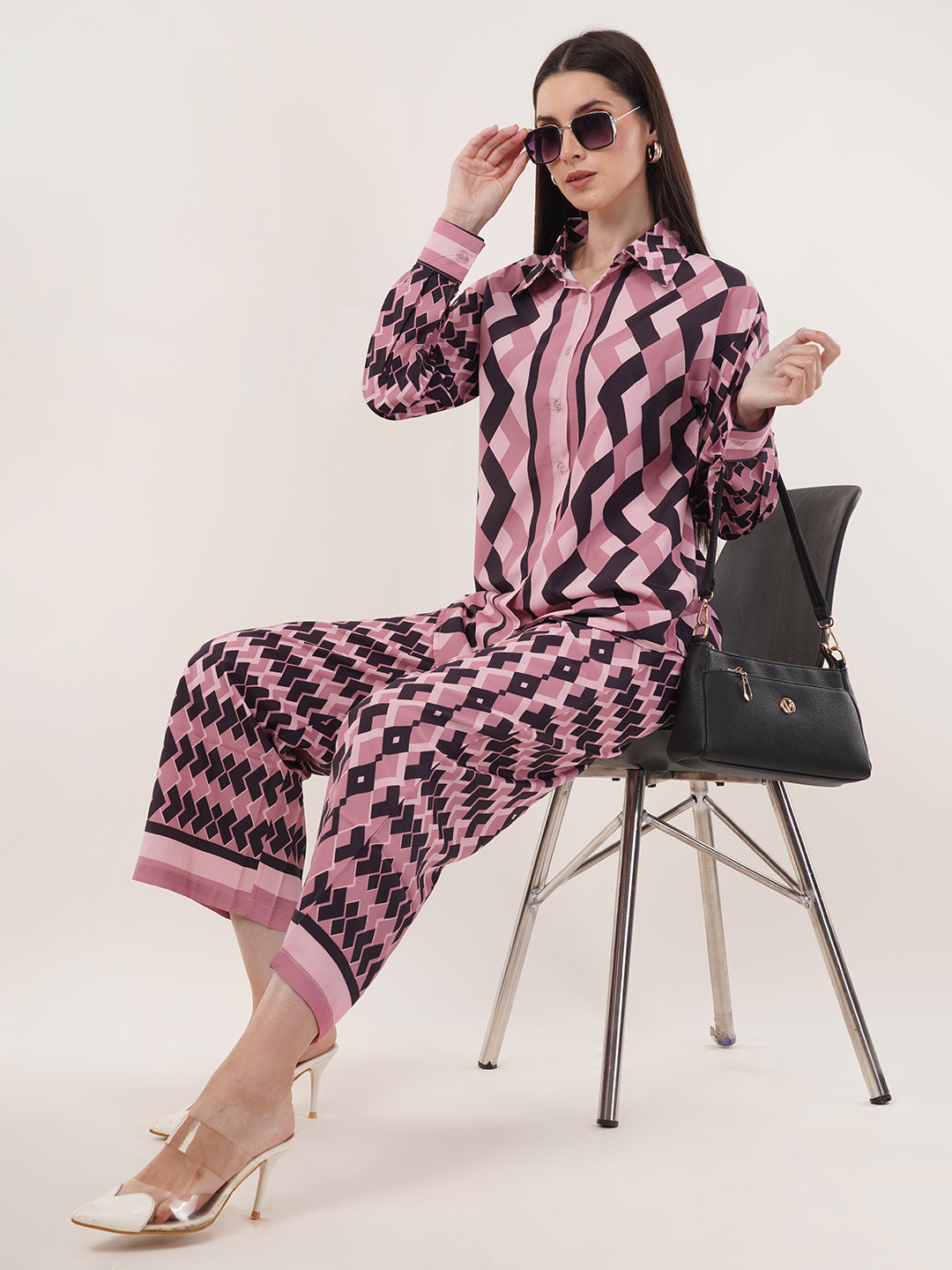 Clobug Women Printed Full Sleeve Crepe Shirt & Pant Co-ord Set