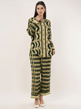Clobug Women Printed Full Sleeve Crepe Shirt & Pant Co-ord Set